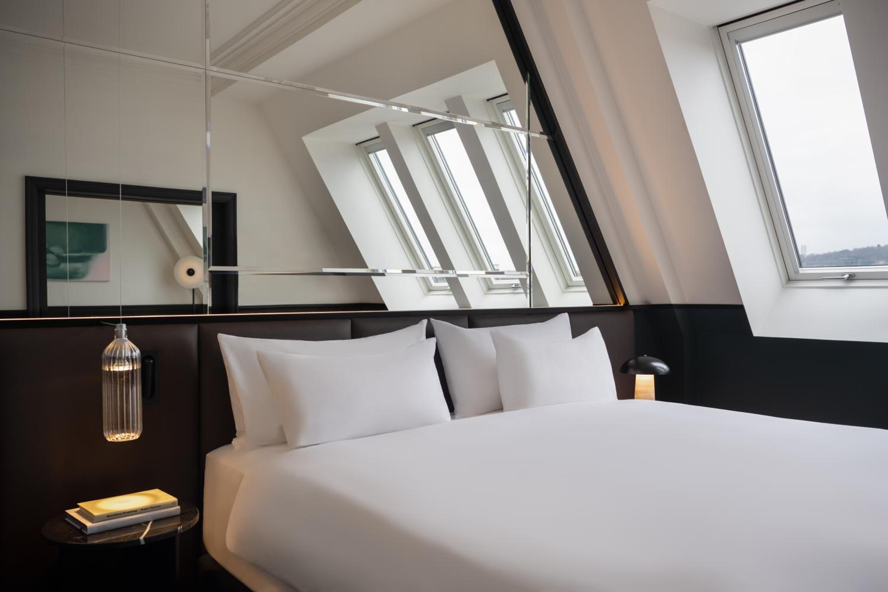 Almanac X Suite with Castle view - Photo 6