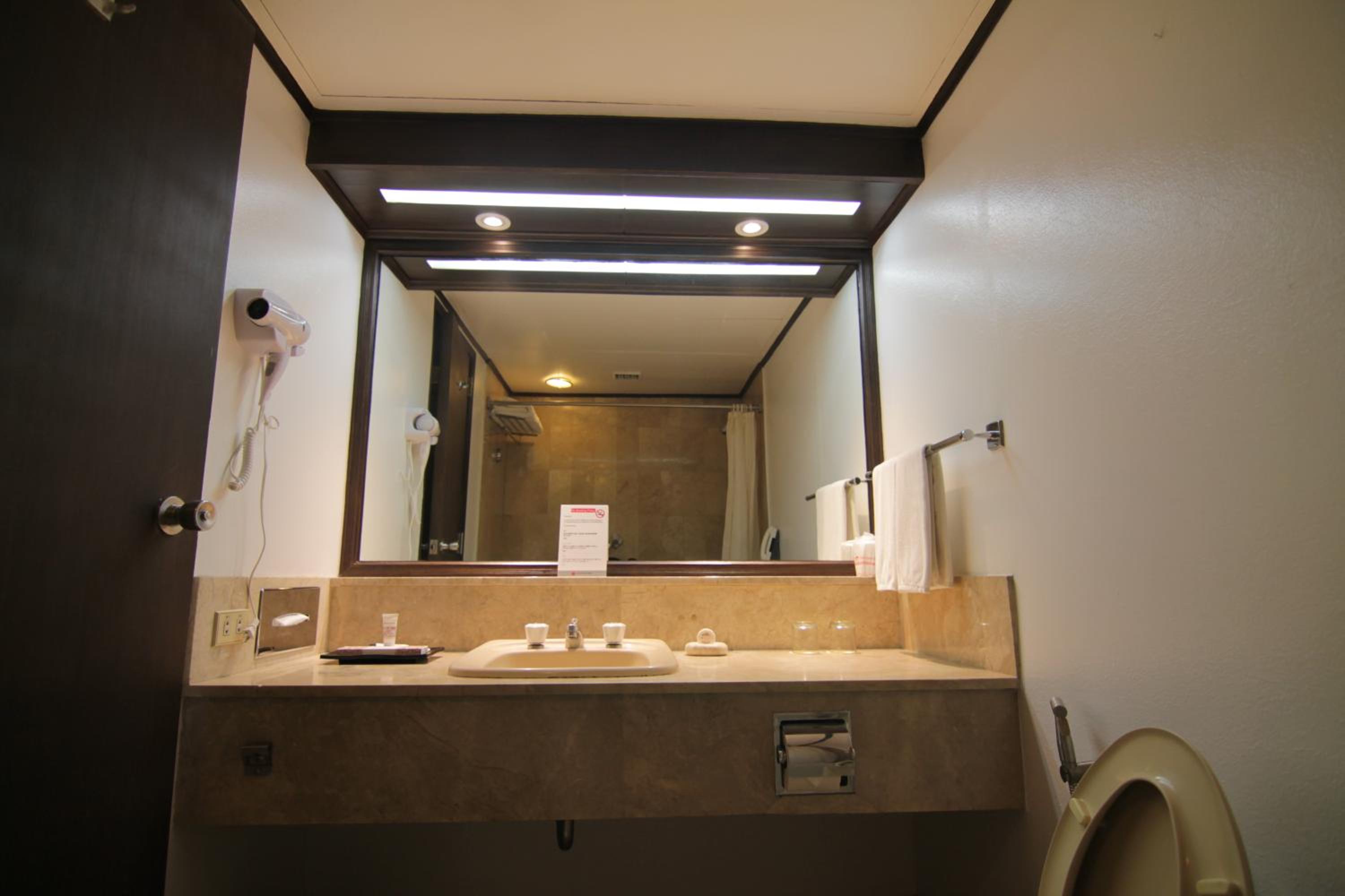 Superior Double Or Twin Room - Photo 4