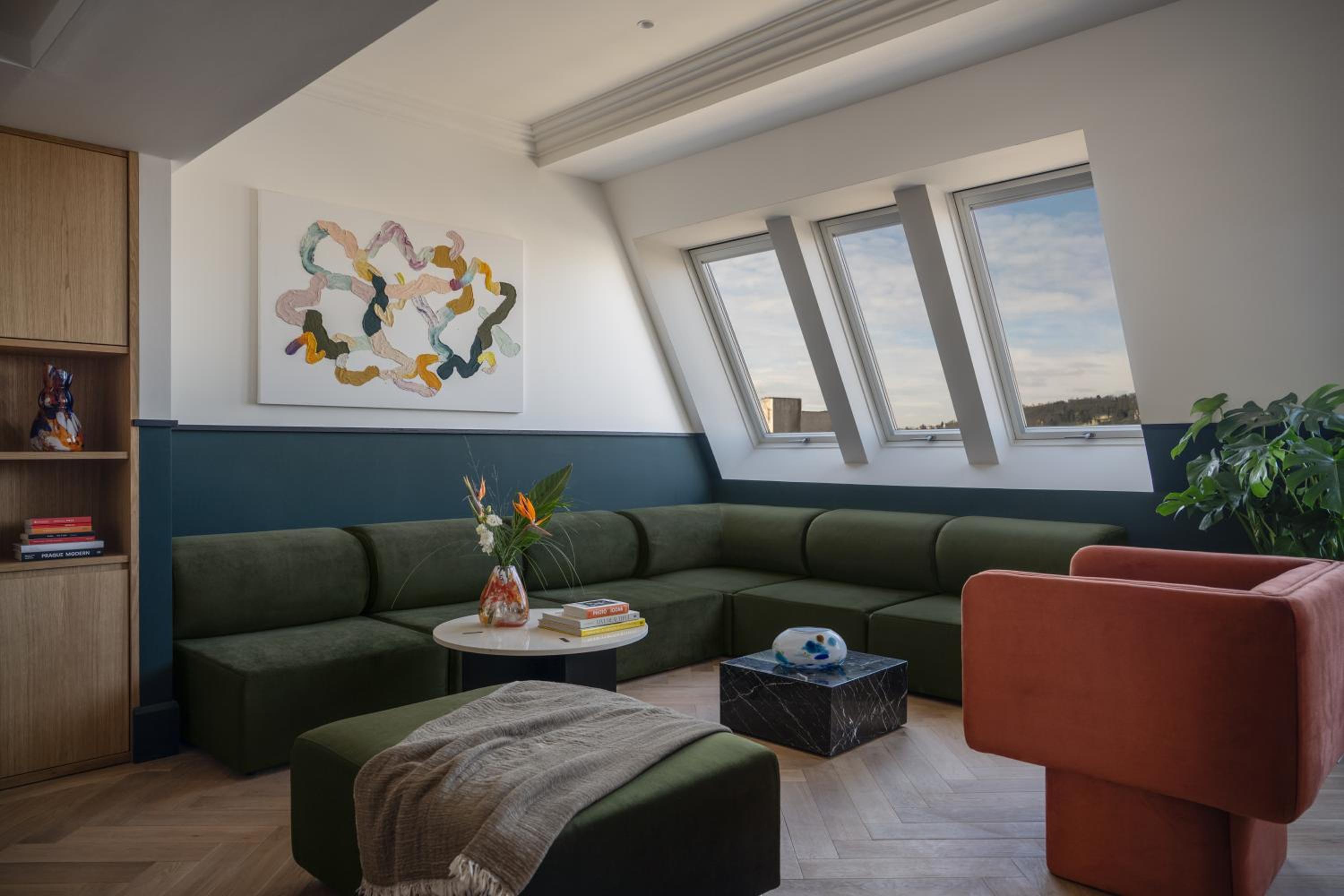 Presidential Suite thumbnail 6