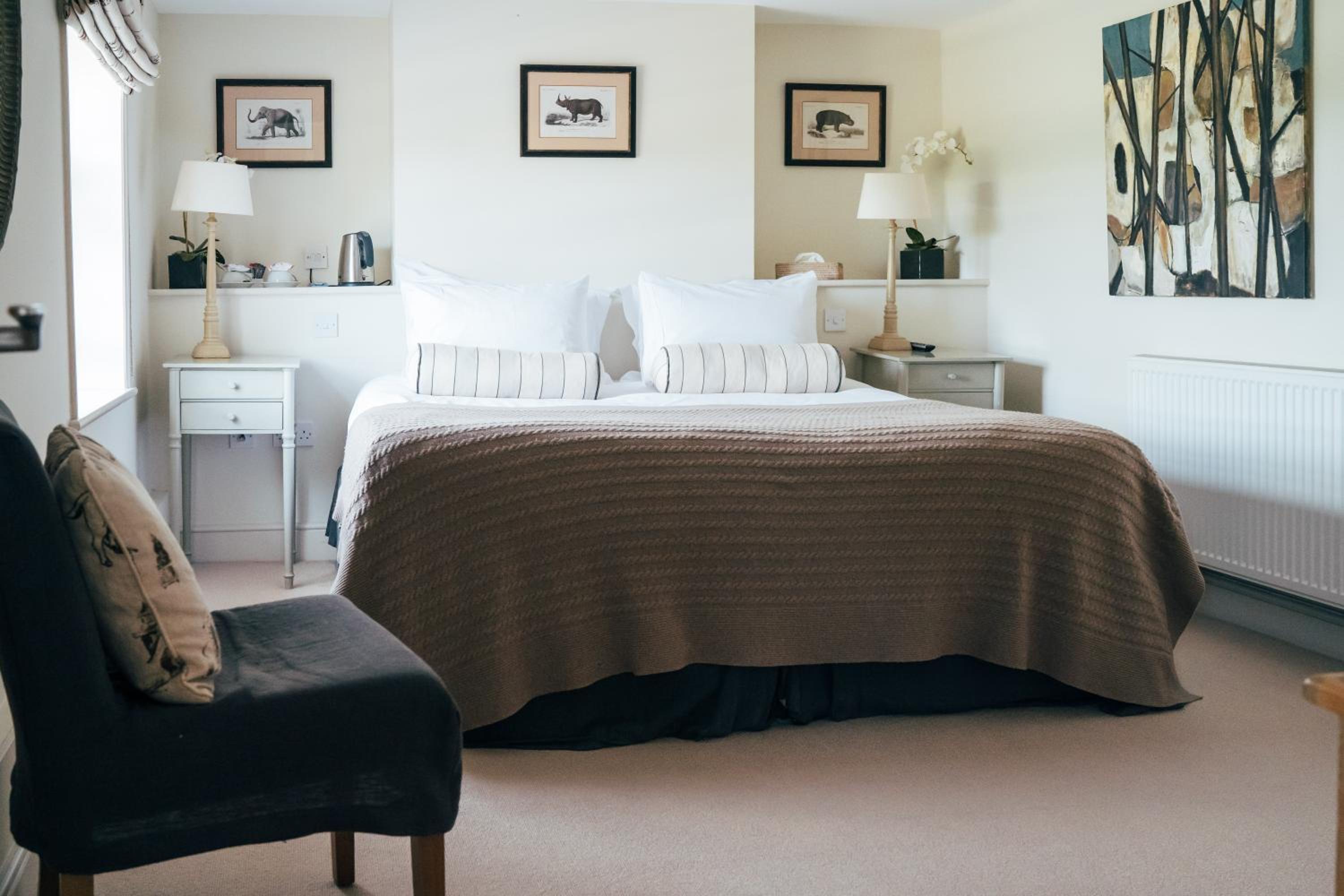 Superior Double or Twin Room - Photo 1