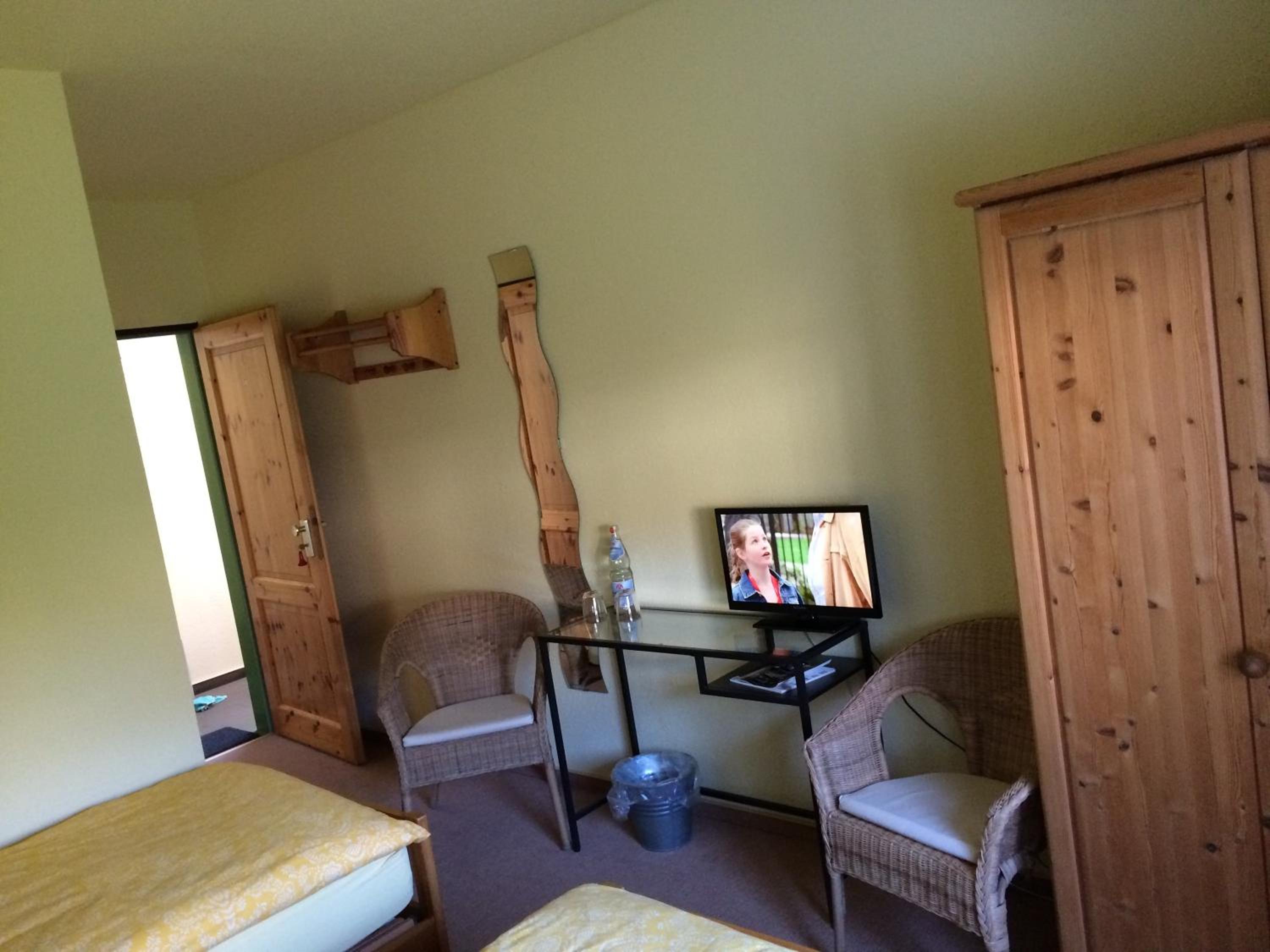 Double or Twin Room photo 2