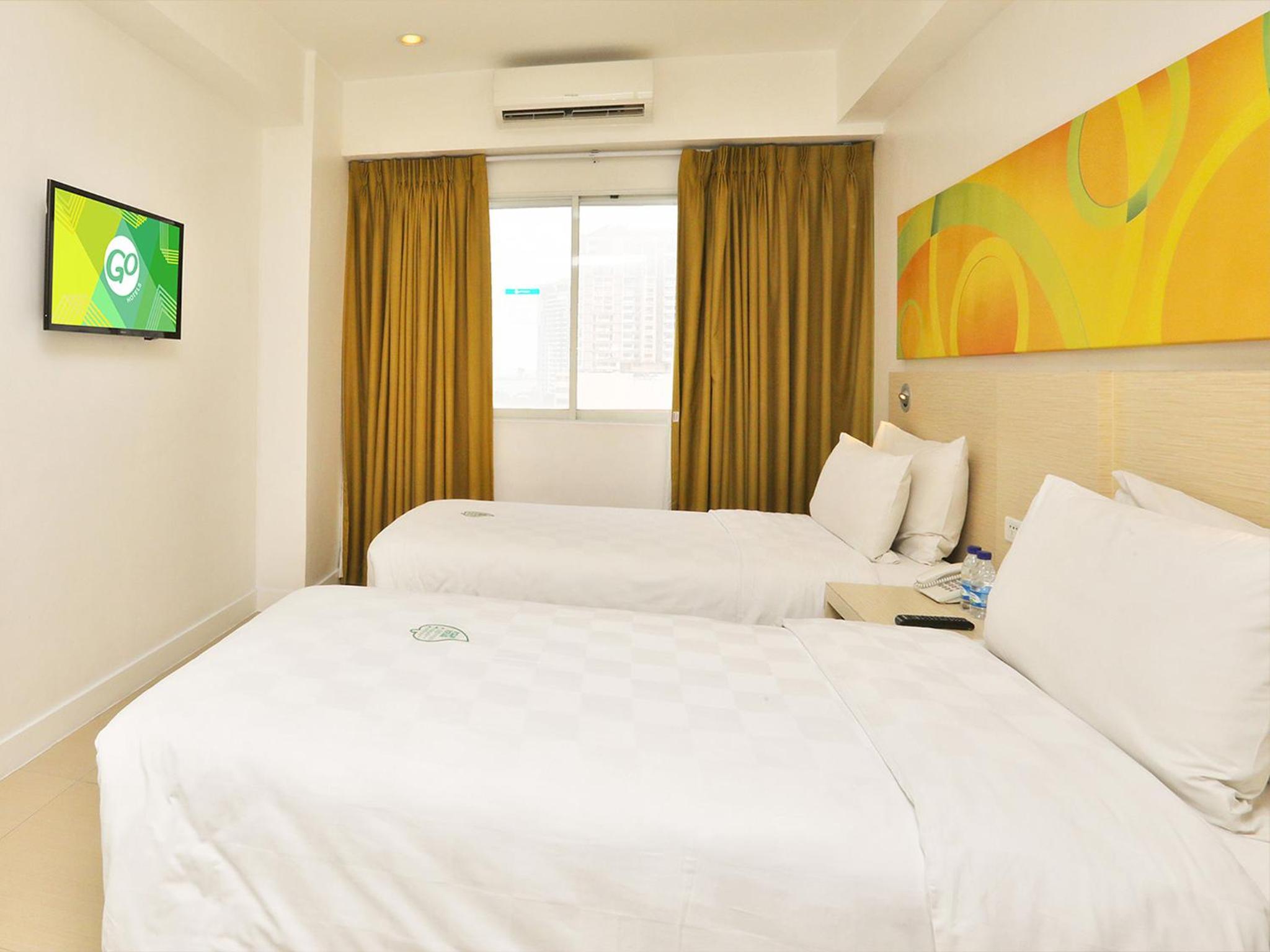 Standard Twin Room - Photo 13