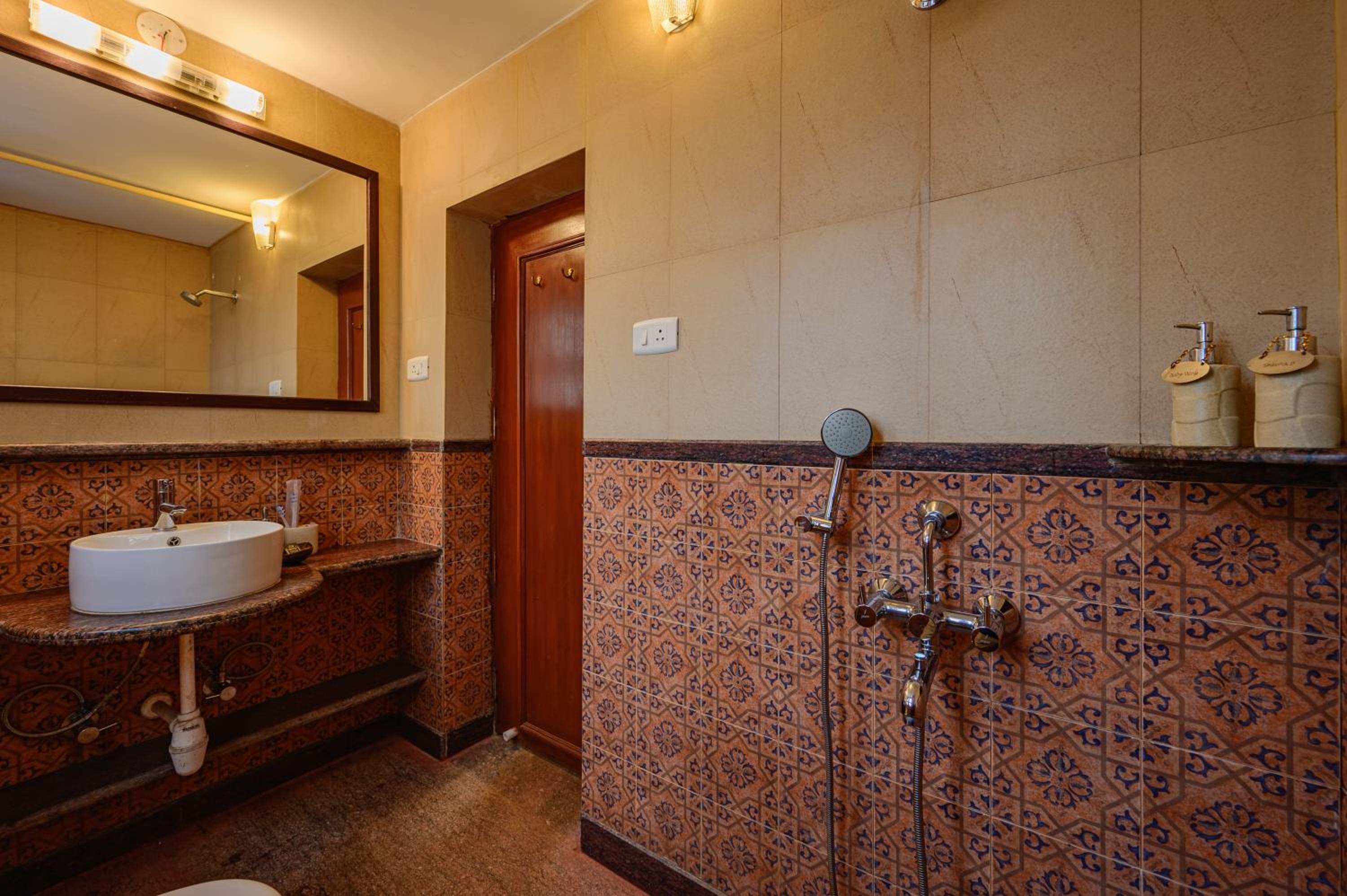 Heritage Romance - Complimentary Evening Tea, 10% off on Laundry Service - Photo 5