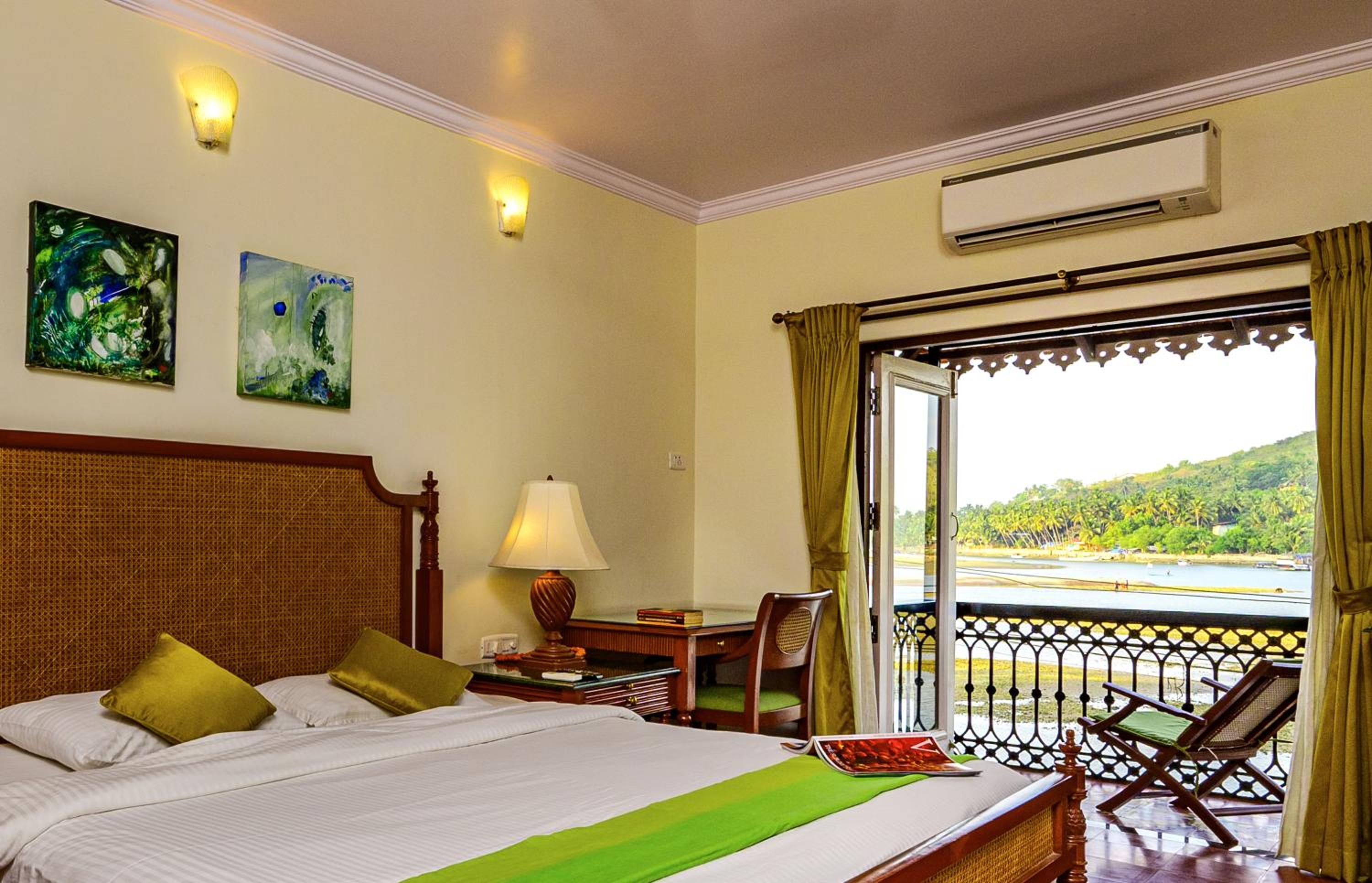 Heritage Splendor  - Complimentary Evening Tea, 10% off on Laundry Service - Photo 1