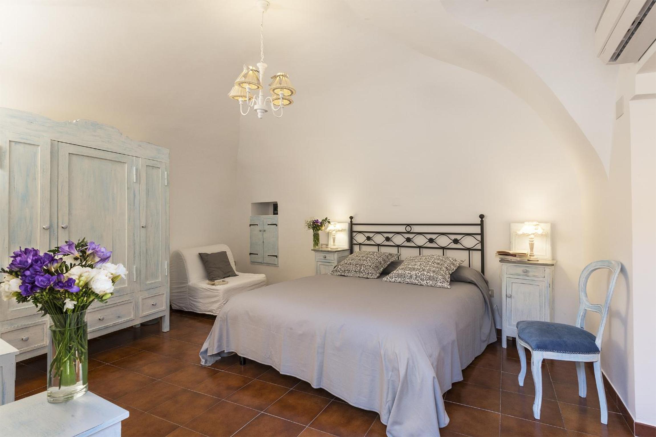 Triple Room with Private Bathroom photo 3