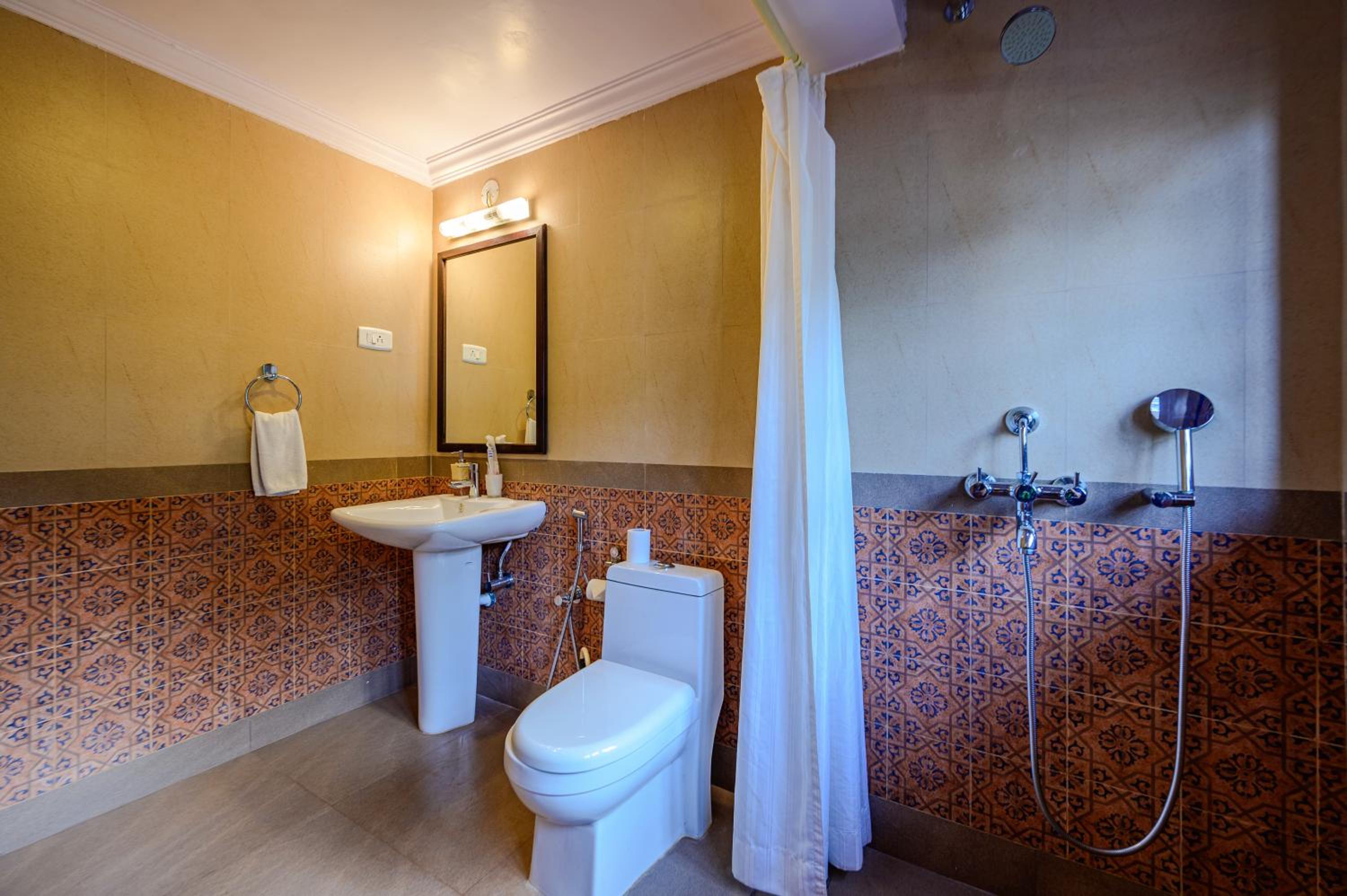 Heritage Splendor  - Complimentary Evening Tea, 10% off on Laundry Service - Photo 4