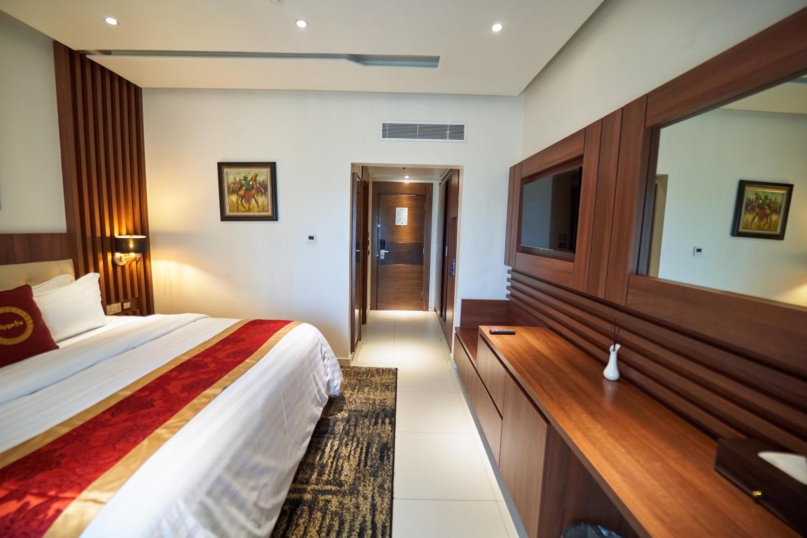 Deluxe Room - Photo 4