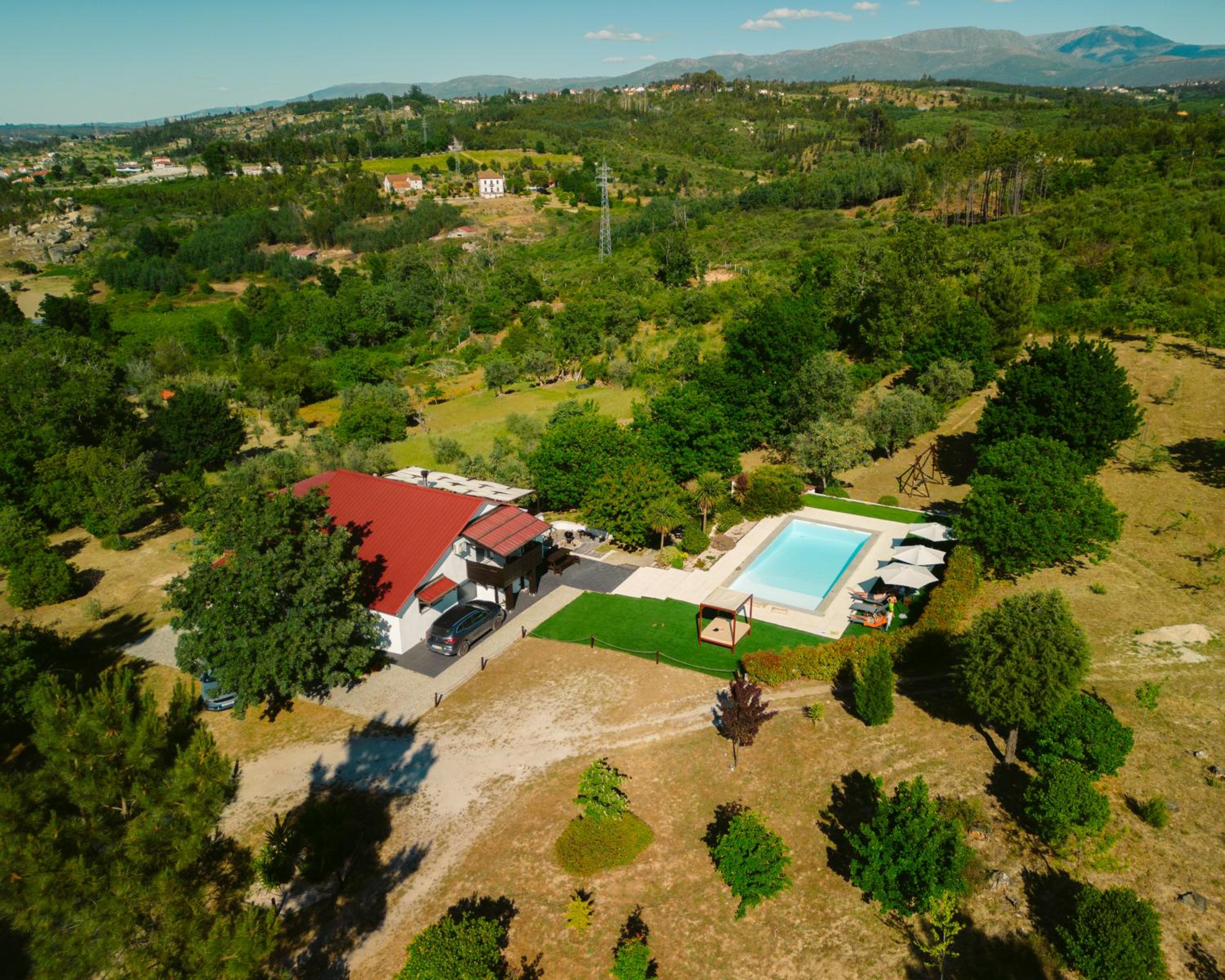 Four-Bedroom House - Photo 33