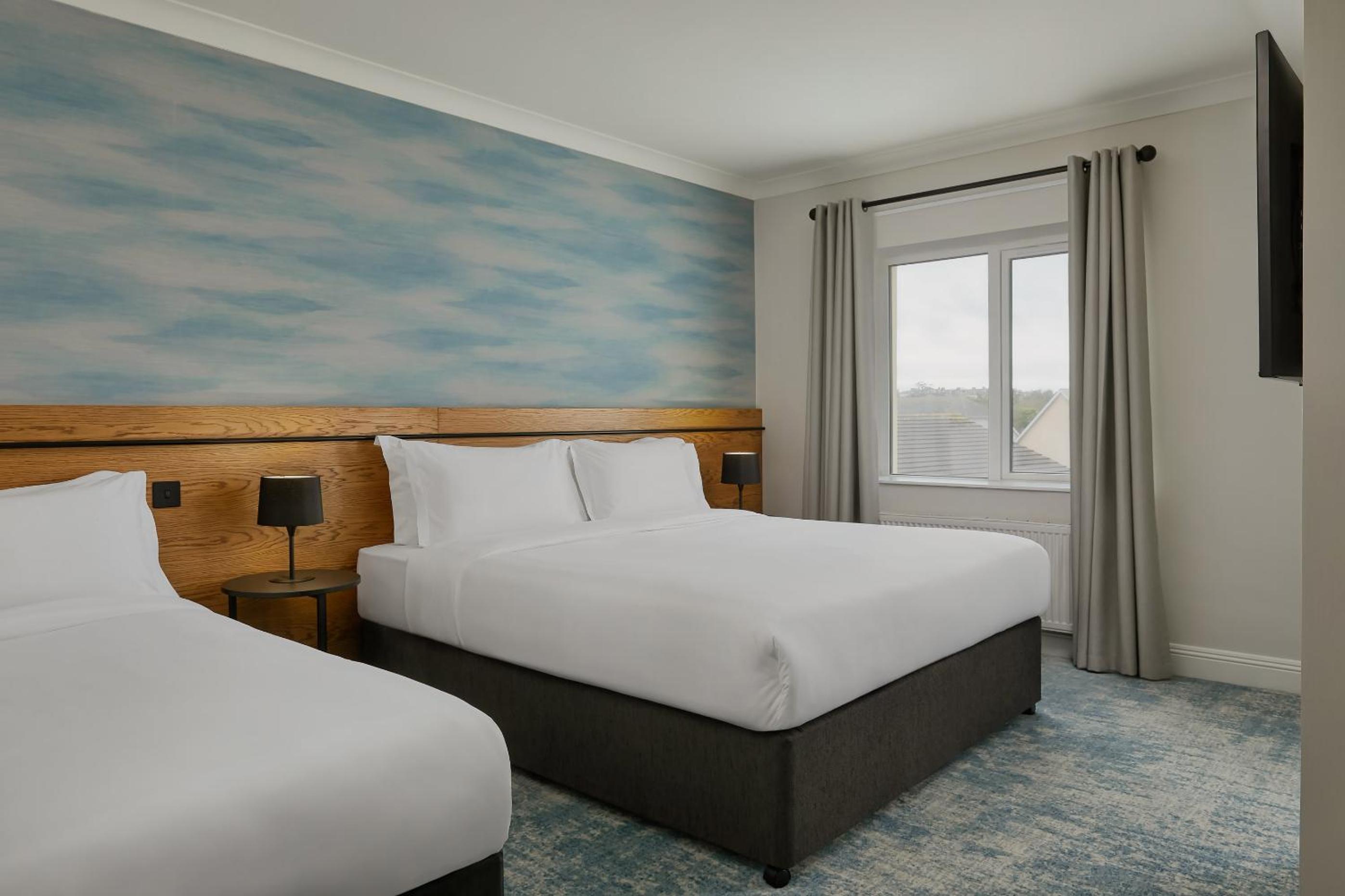 Triple Room (3 Adults or 2 Adults + 1 Child) - Photo 1