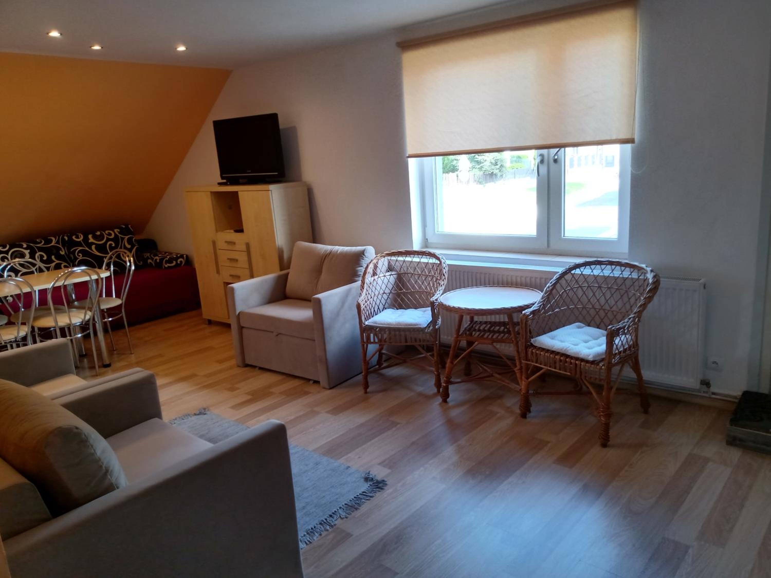 One-Bedroom Apartment - Photo 1