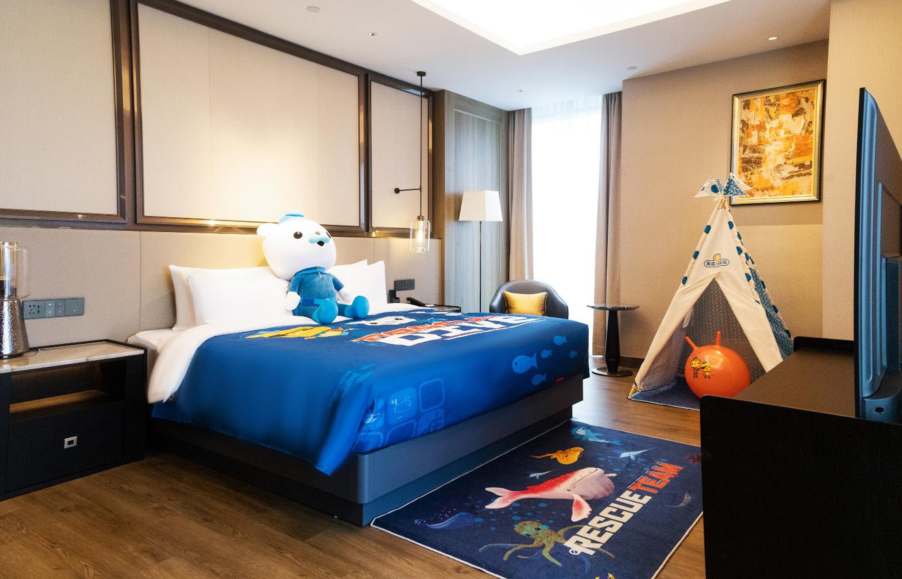 Two-Bedroom Suite With Living Area - Kids Theme