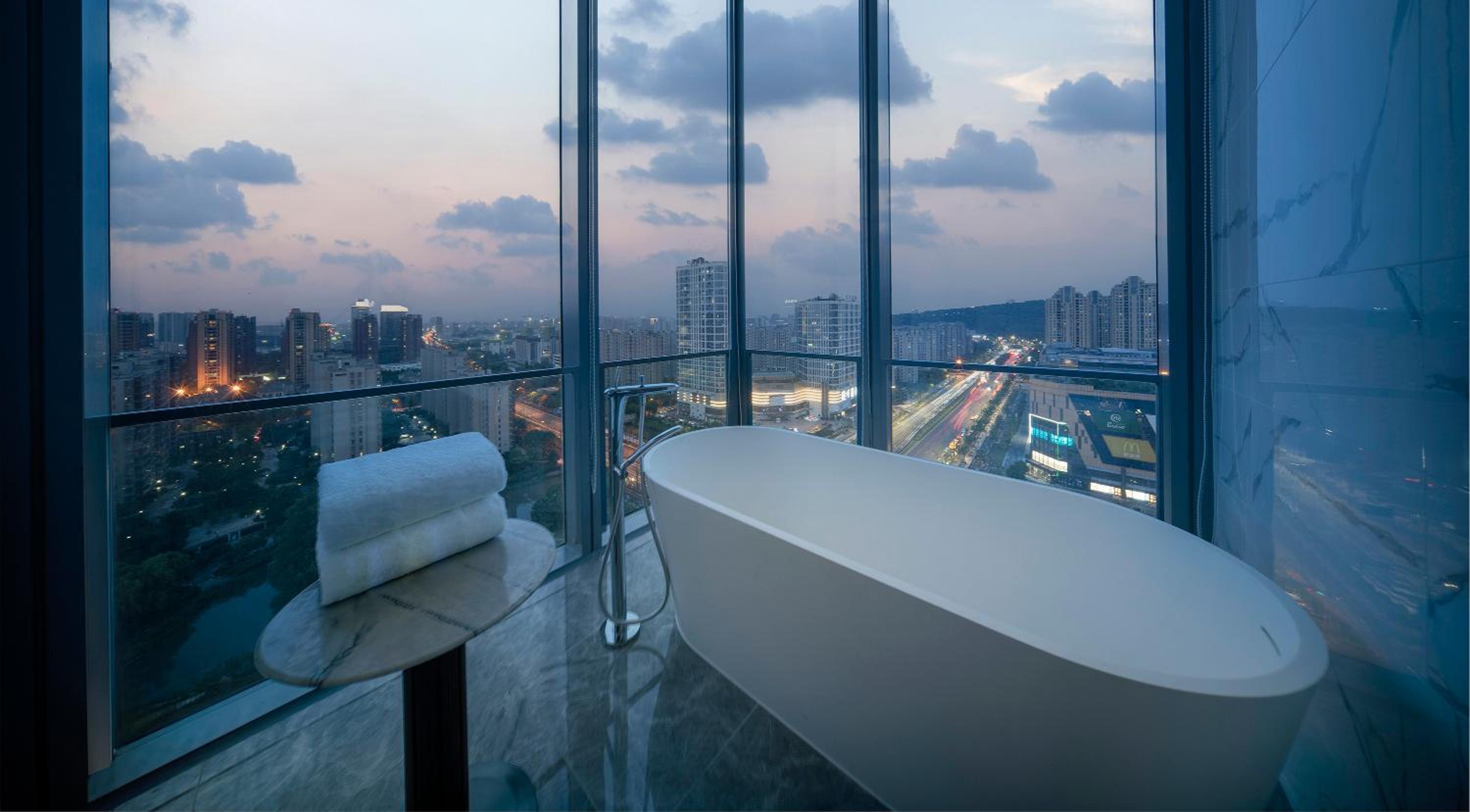Panorama Suite thumbnail 5