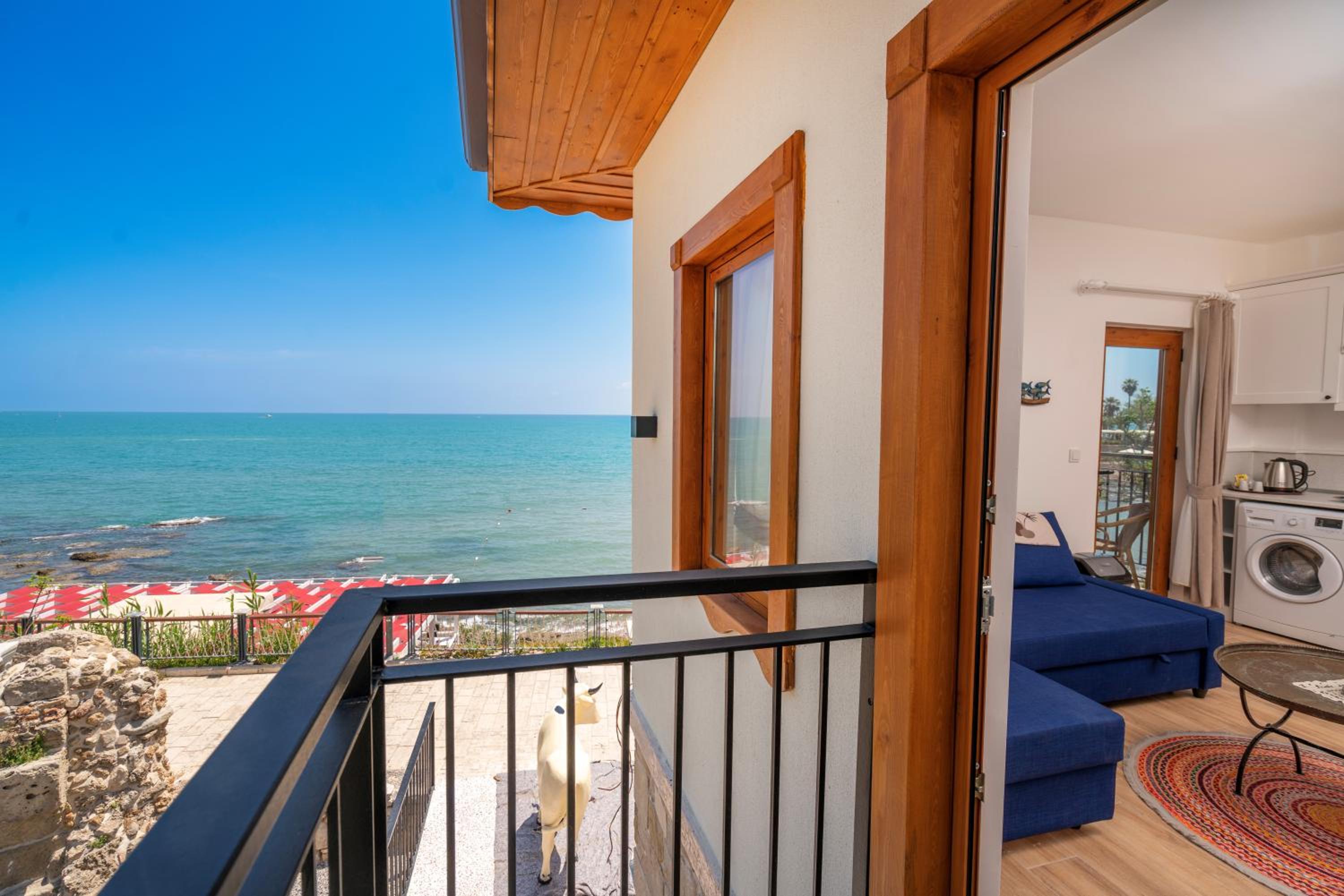 Apartment with Sea View photo 3