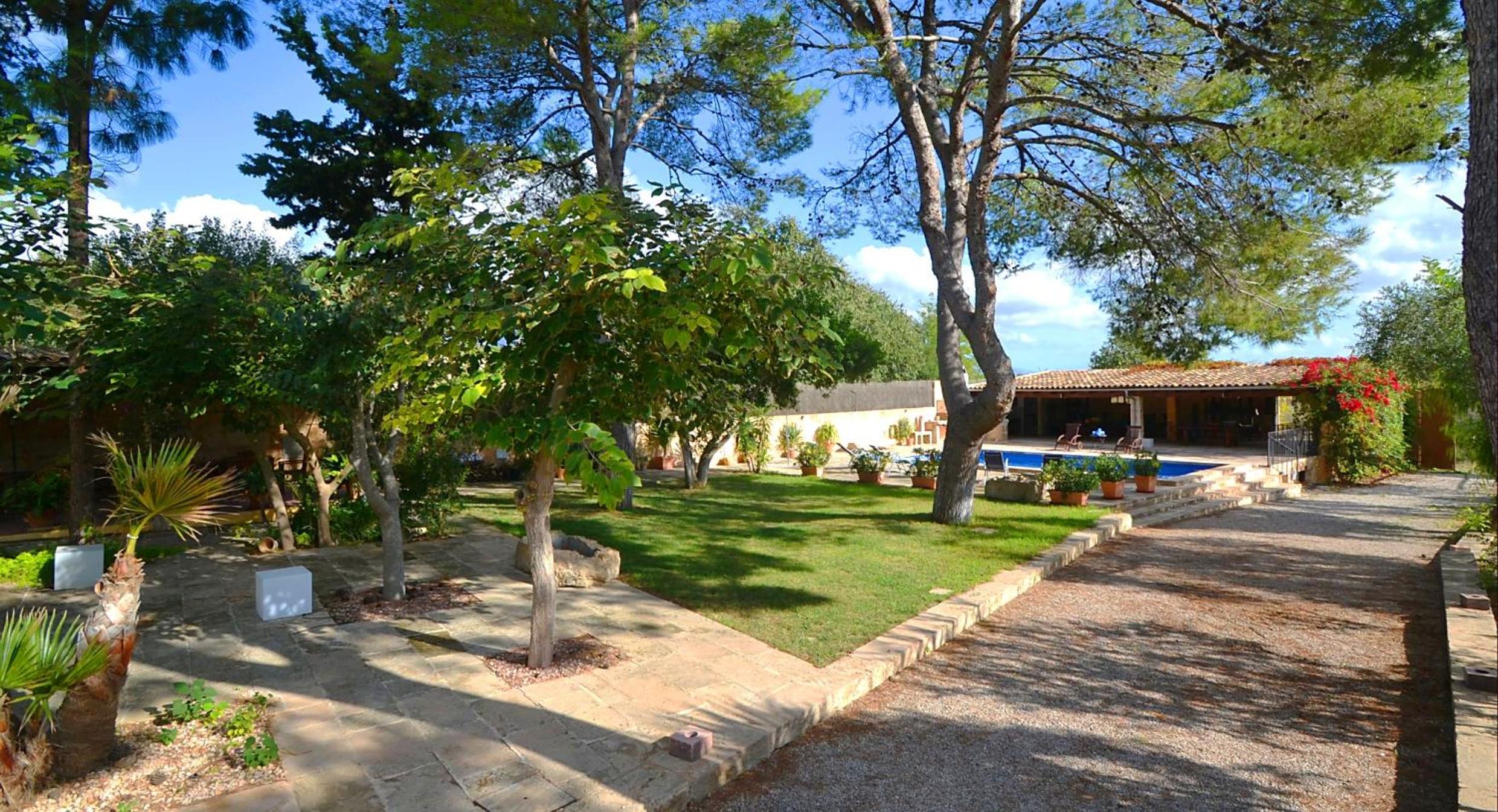 Villa with Private Pool photo 2