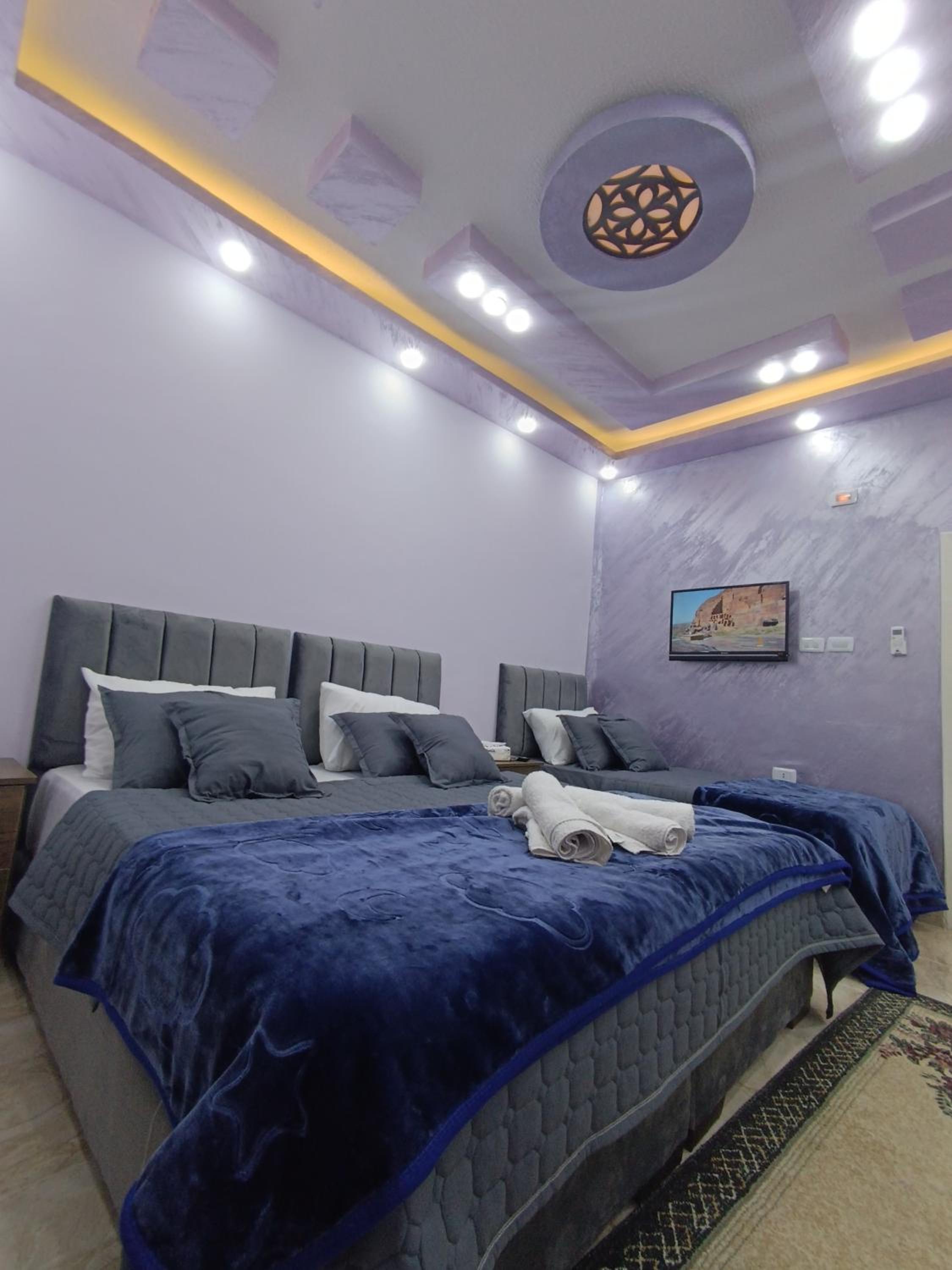 Triple Room with Private Bathroom photo 2