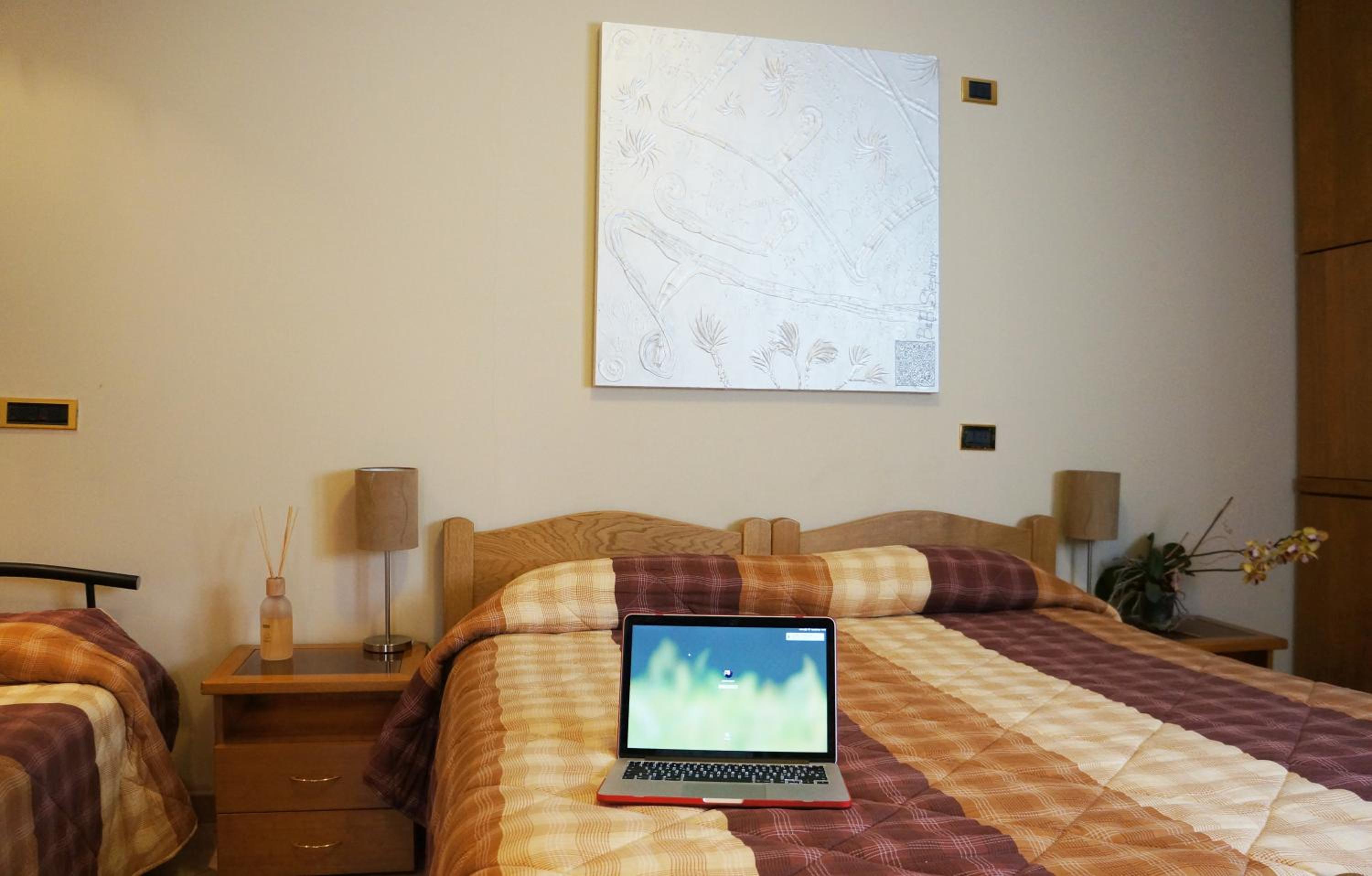 Double Room with Private Bathroom photo 2