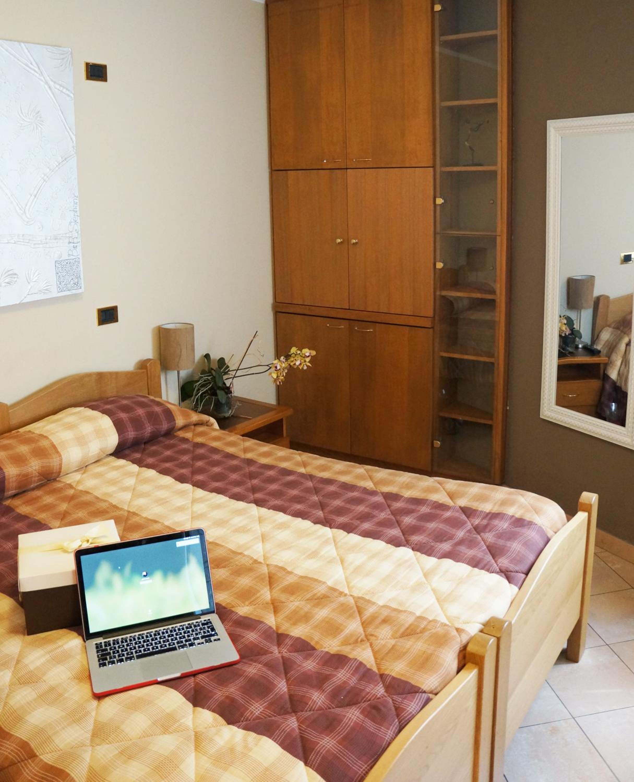 Double Room with Private Bathroom photo 3