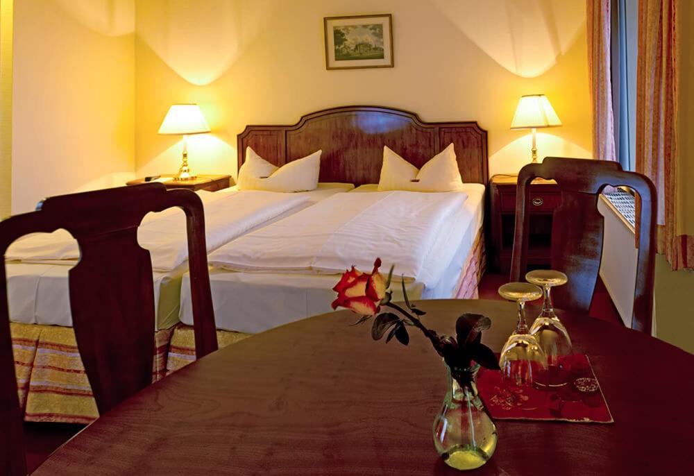 Double Room - Photo 7