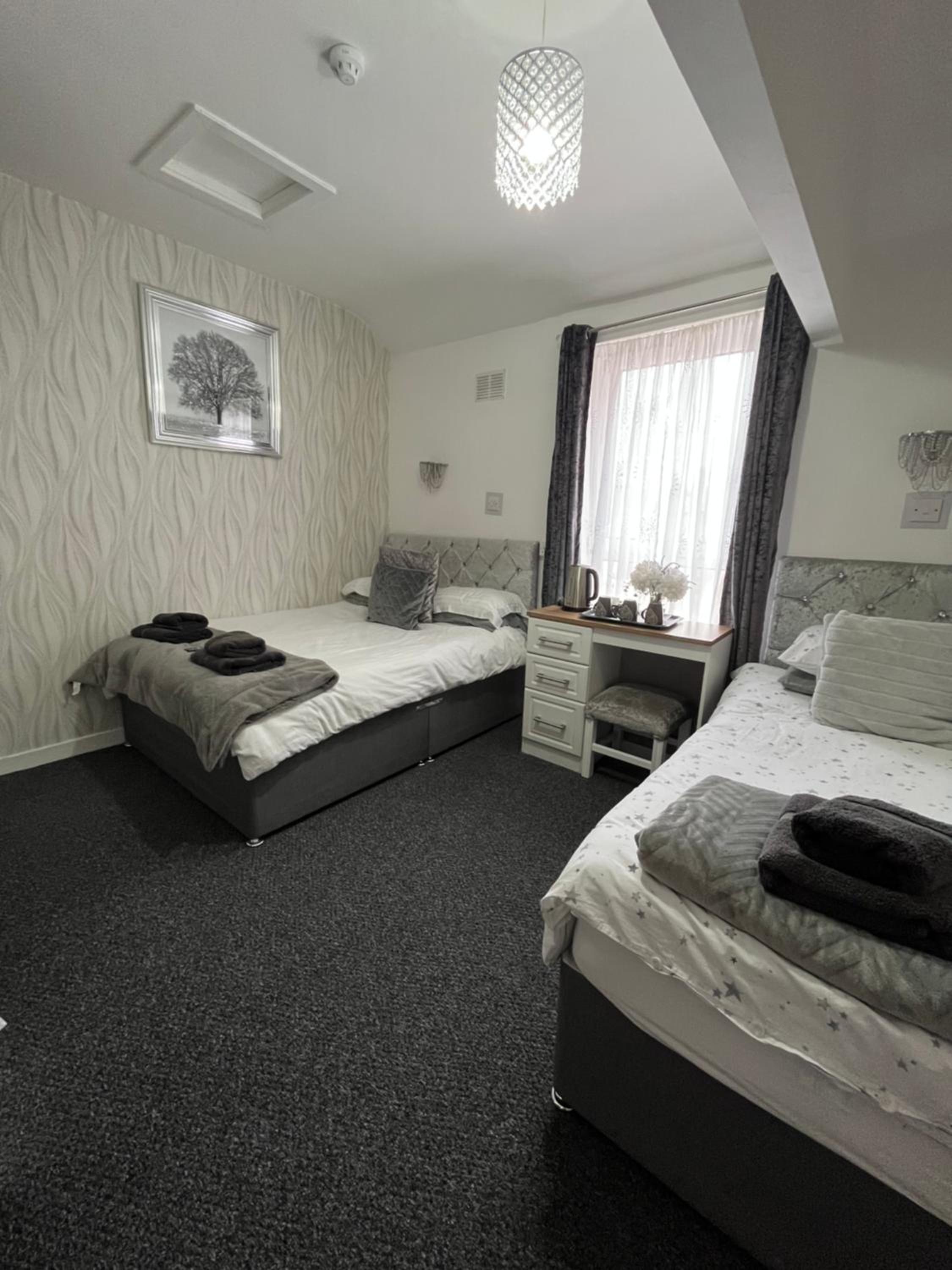 Standard Twin Room