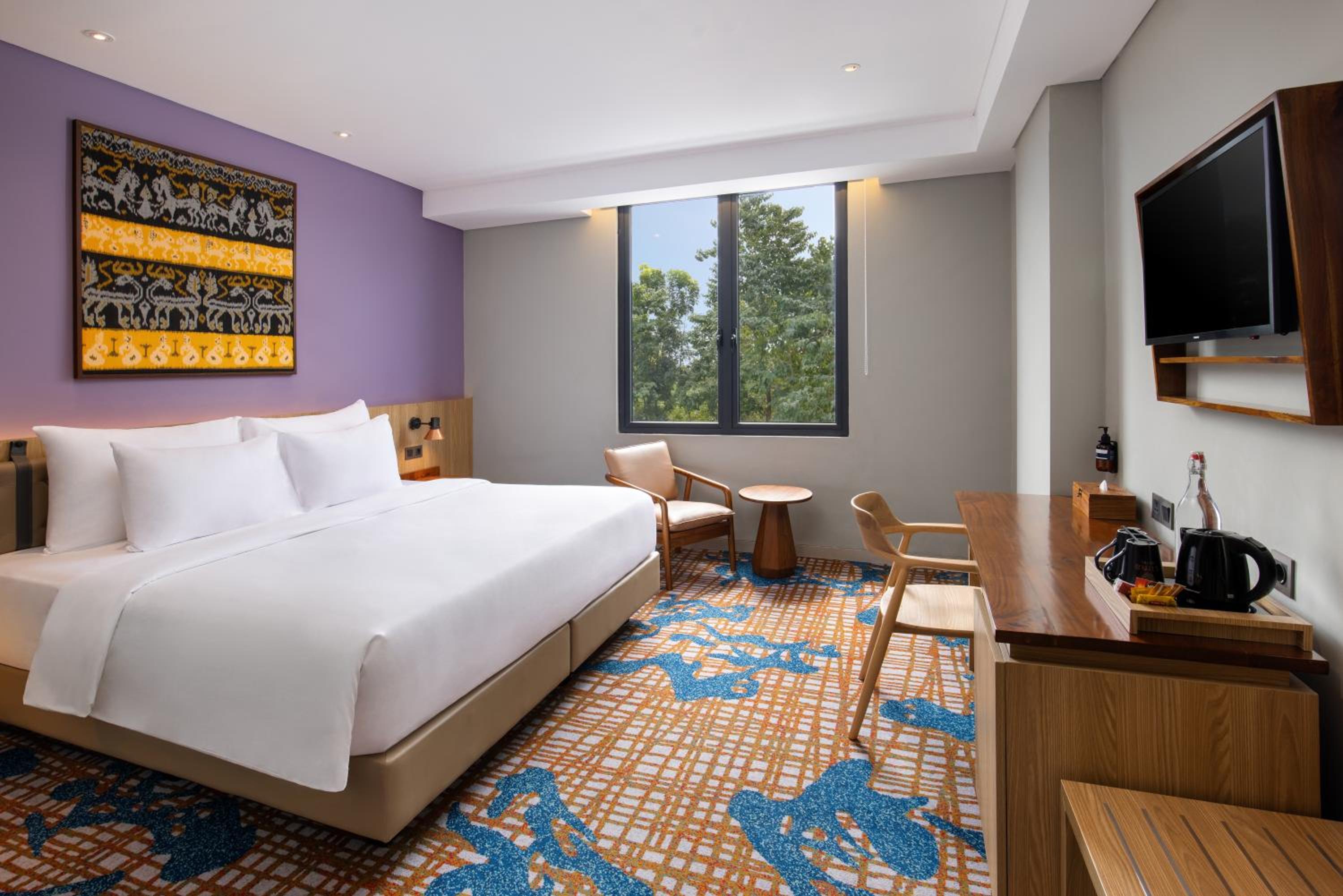 Deluxe Queen Room - Photo 3