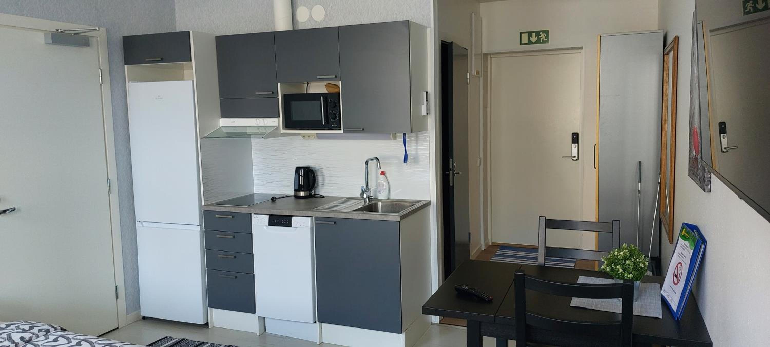 Twin Room - Photo 5