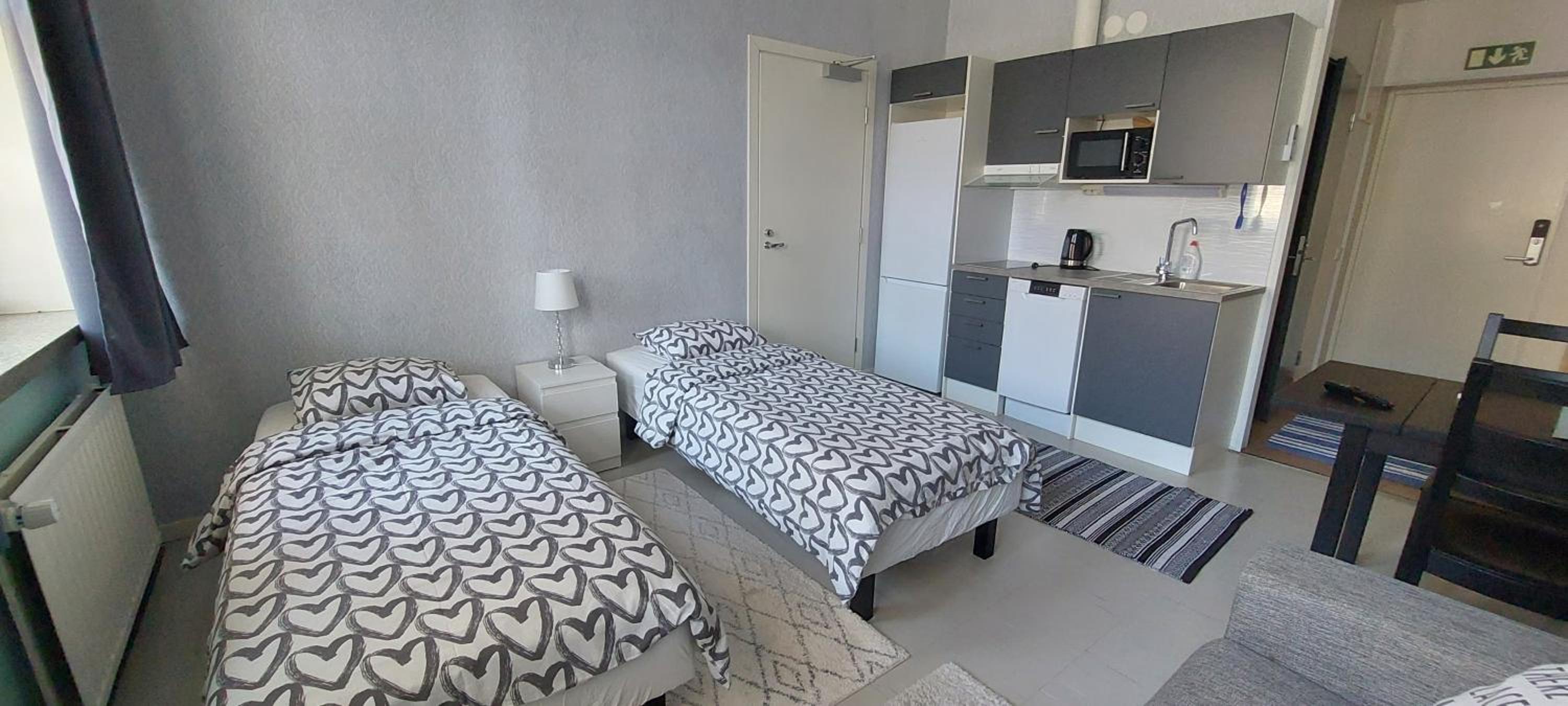 Twin Room - Photo 1