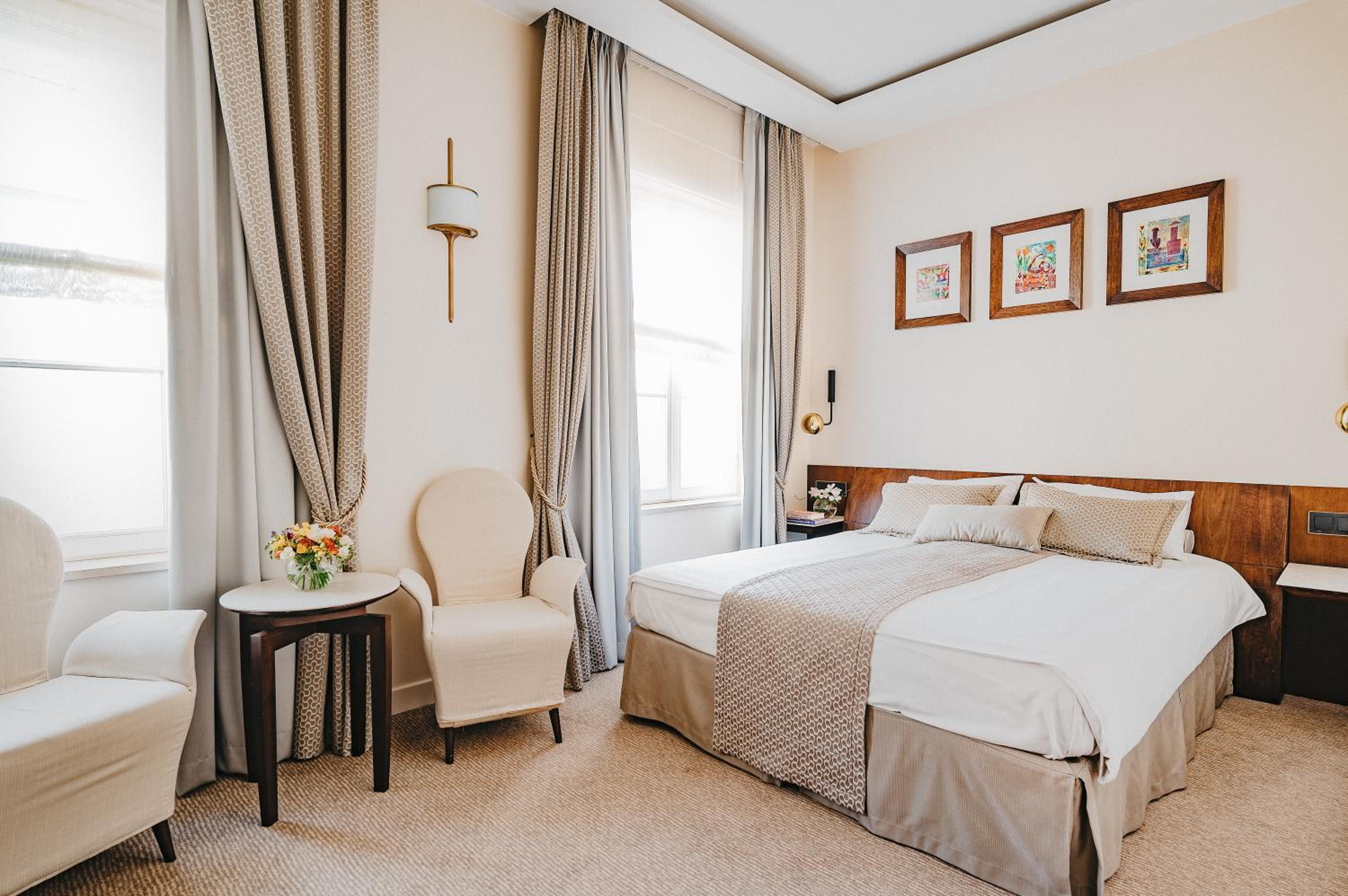 Classic Double Room - Photo 1
