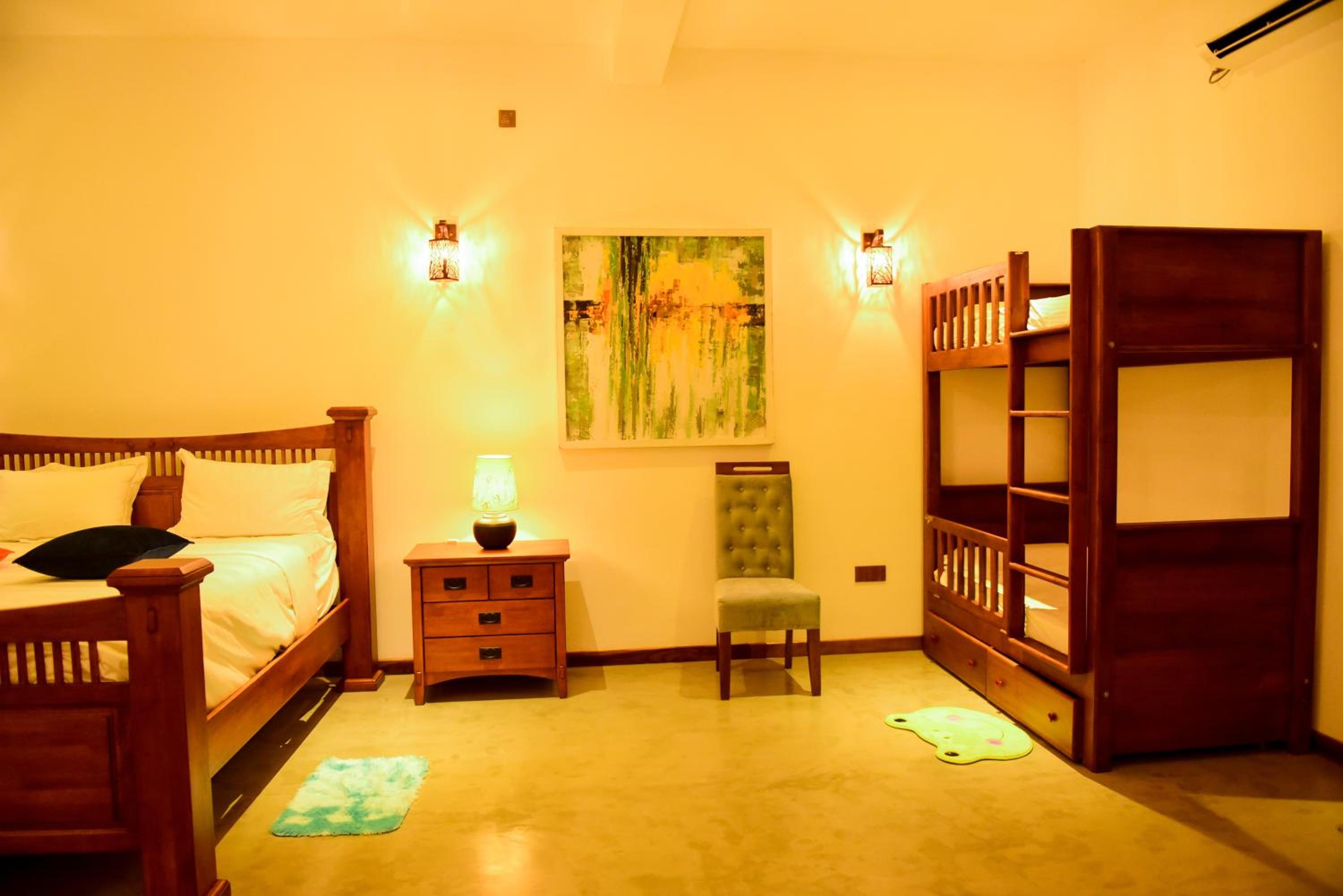 Deluxe Family Room - Photo 44