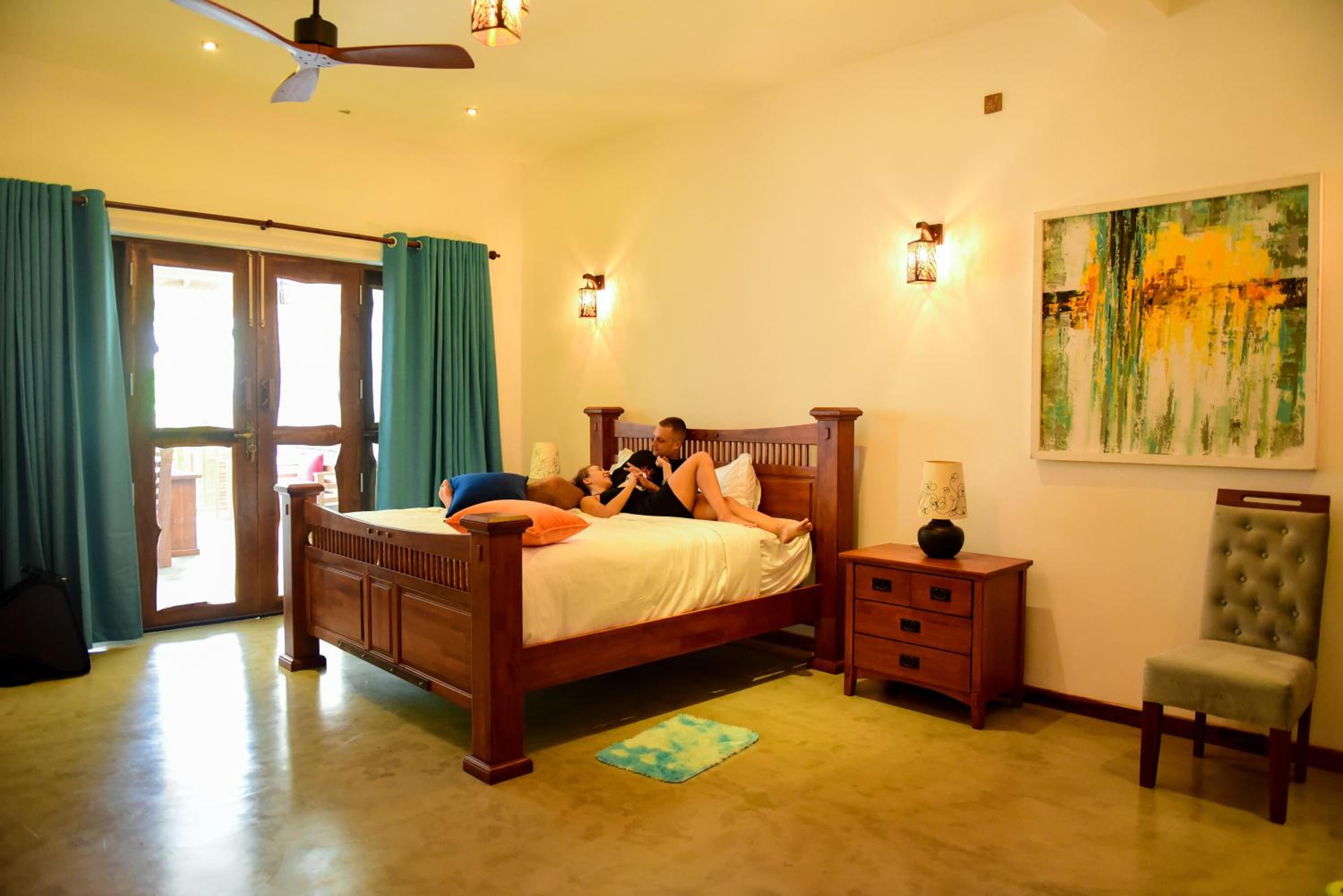 Deluxe Family Room - Photo 33