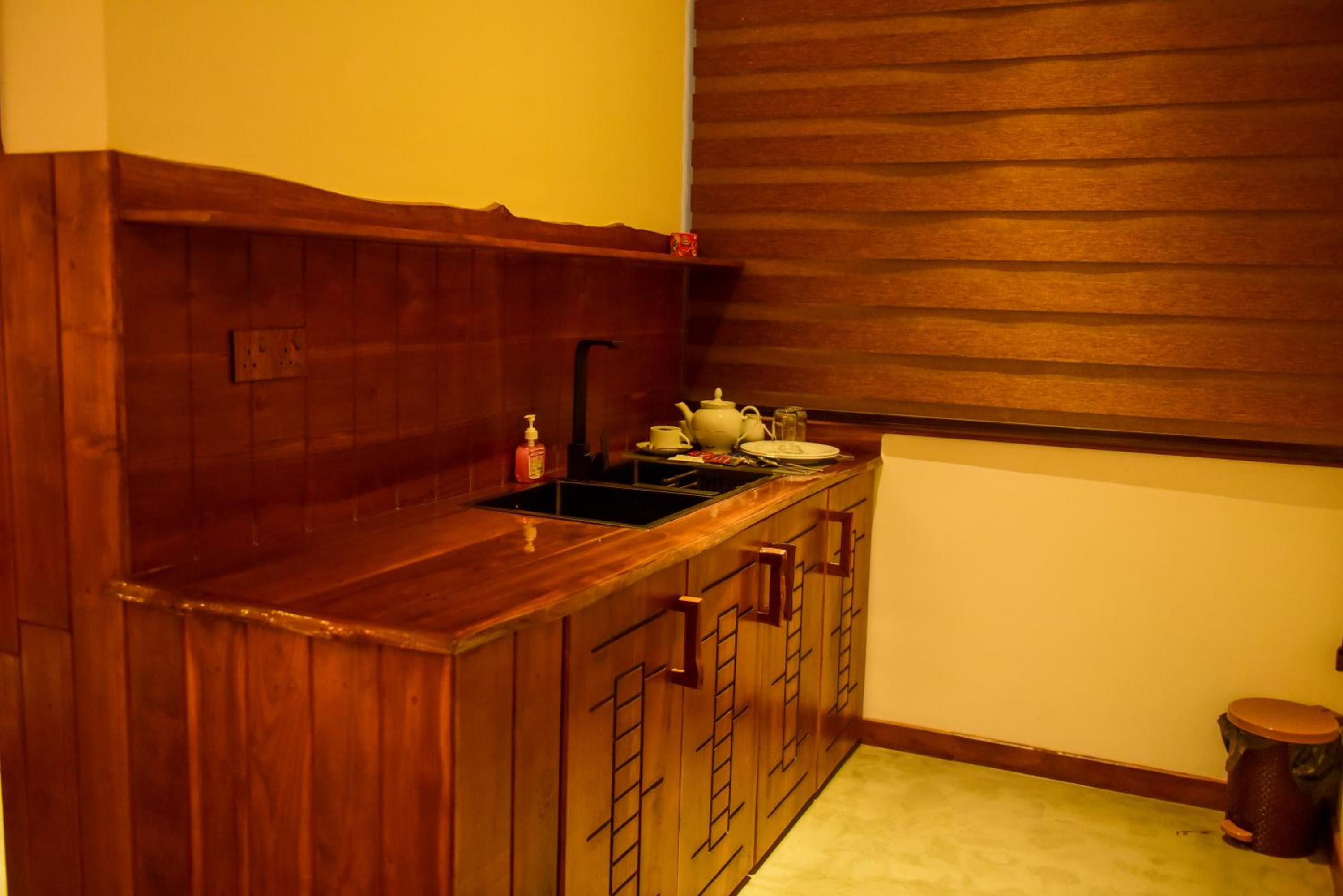 Deluxe Family Room - Photo 27