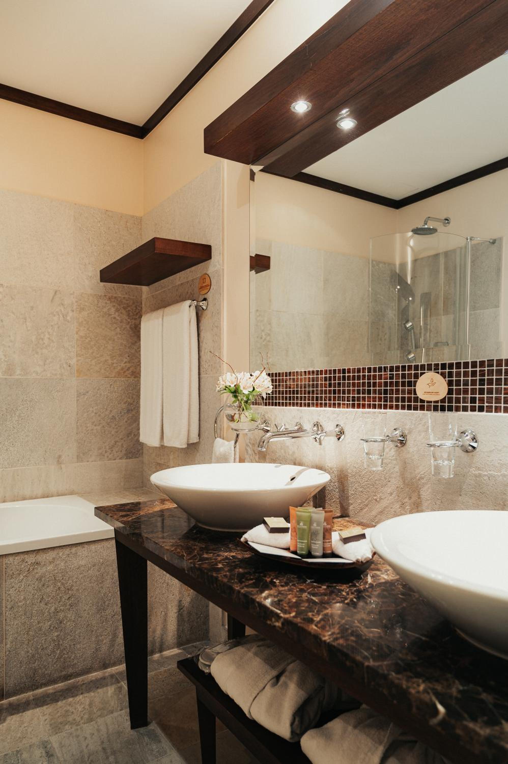Superior Double Room - Photo 7