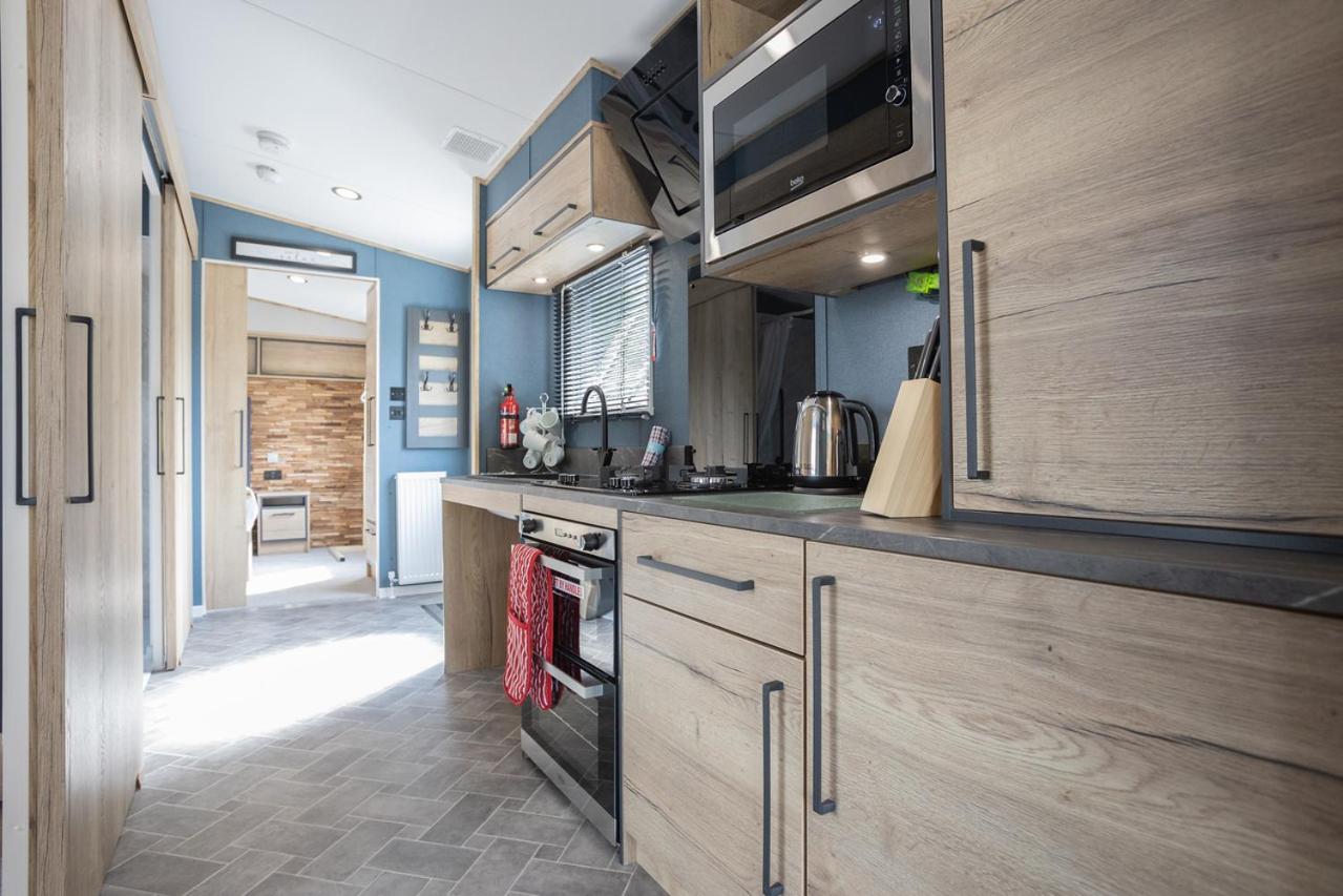 Westwood 6 Berth Accessible Pet Friendly photo 2