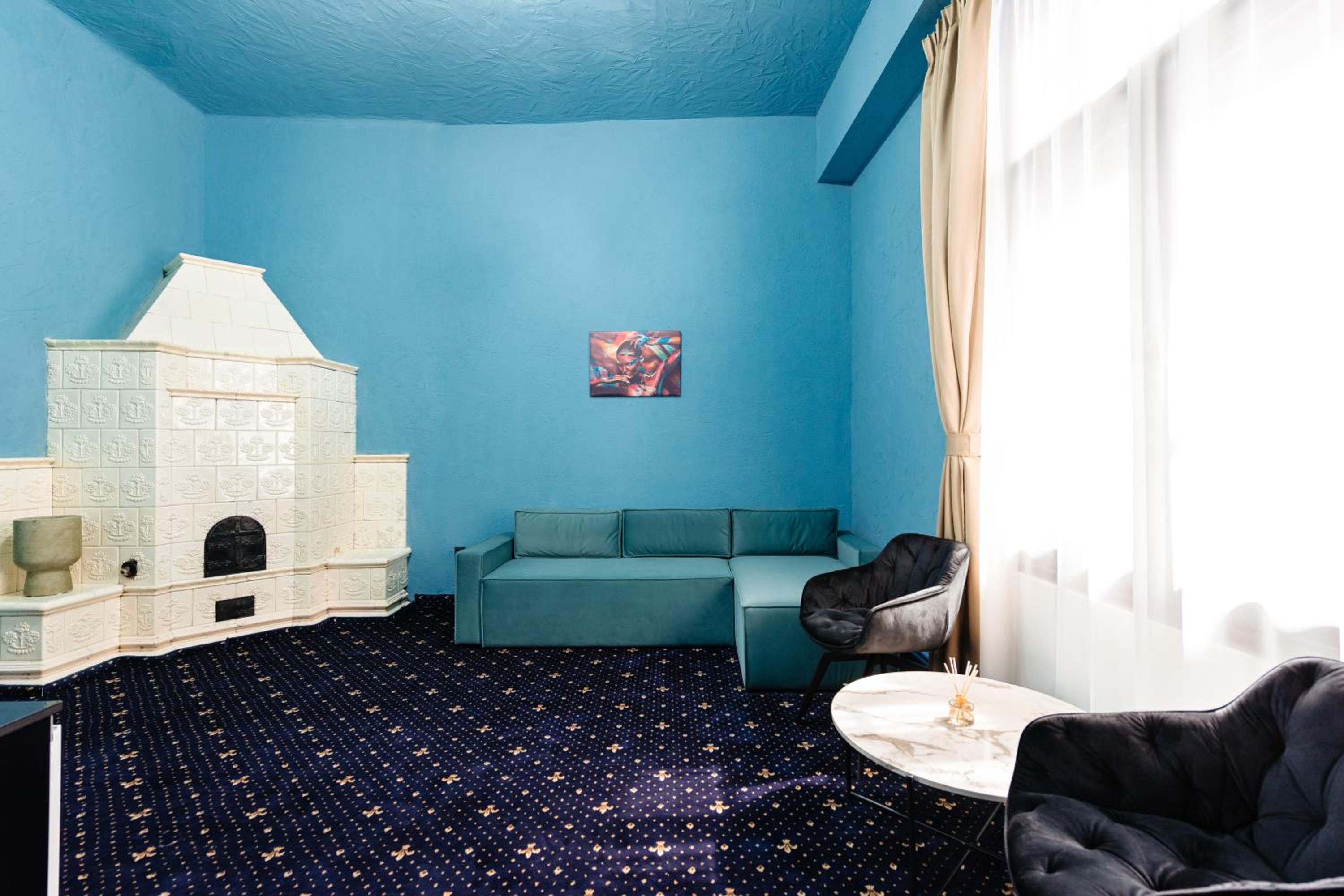 Deluxe Suite - Photo 21