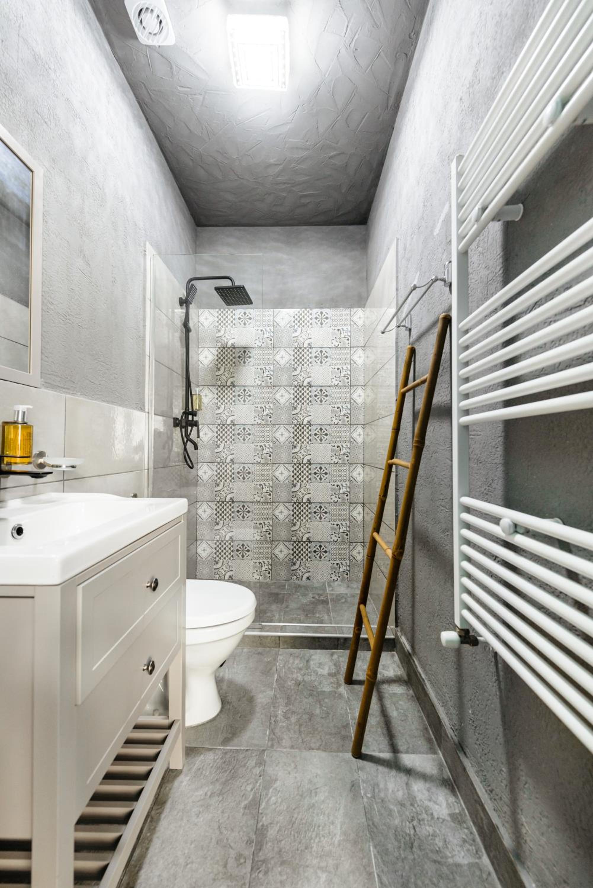 Deluxe Suite - Photo 19