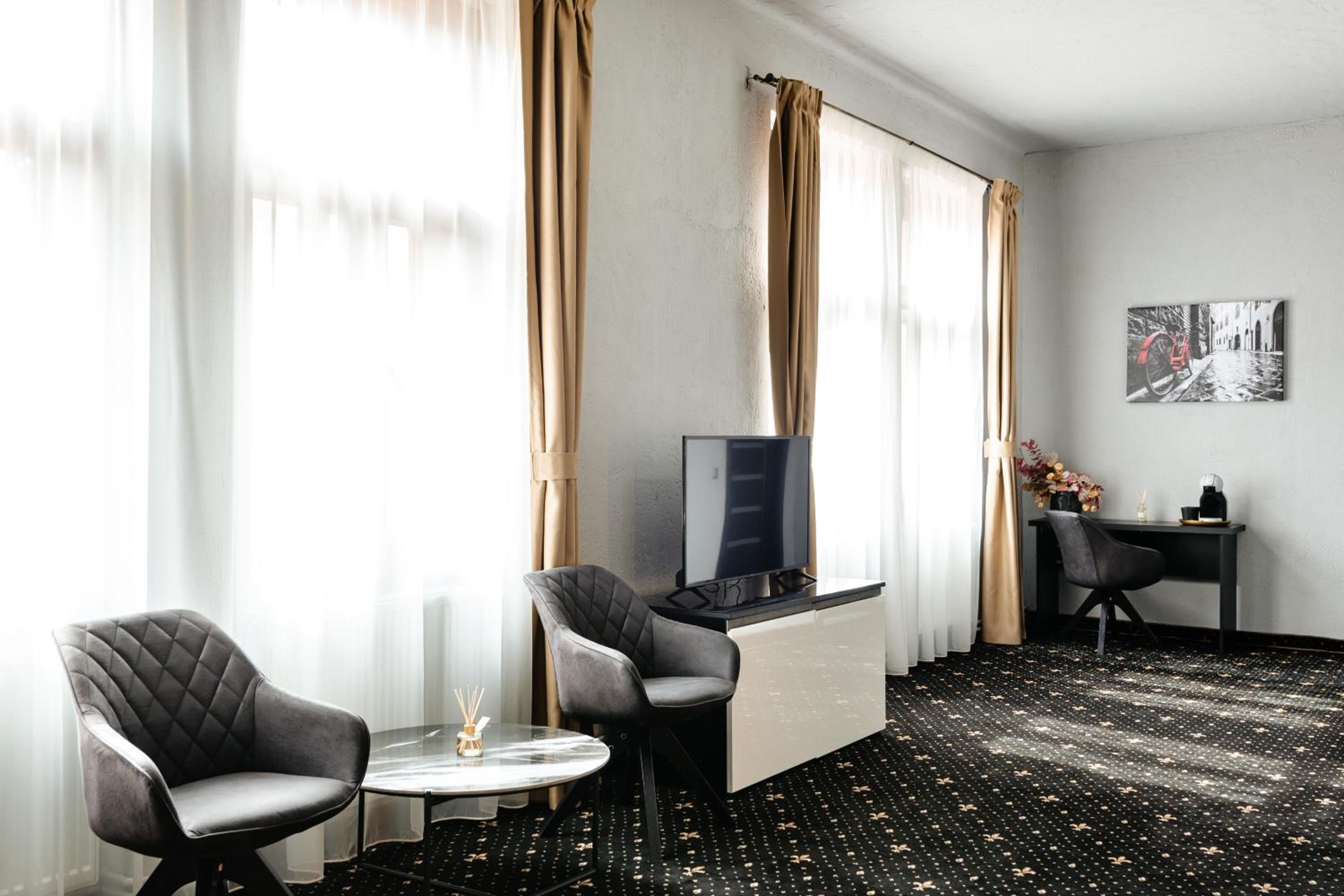 Deluxe Double Room - Photo 6