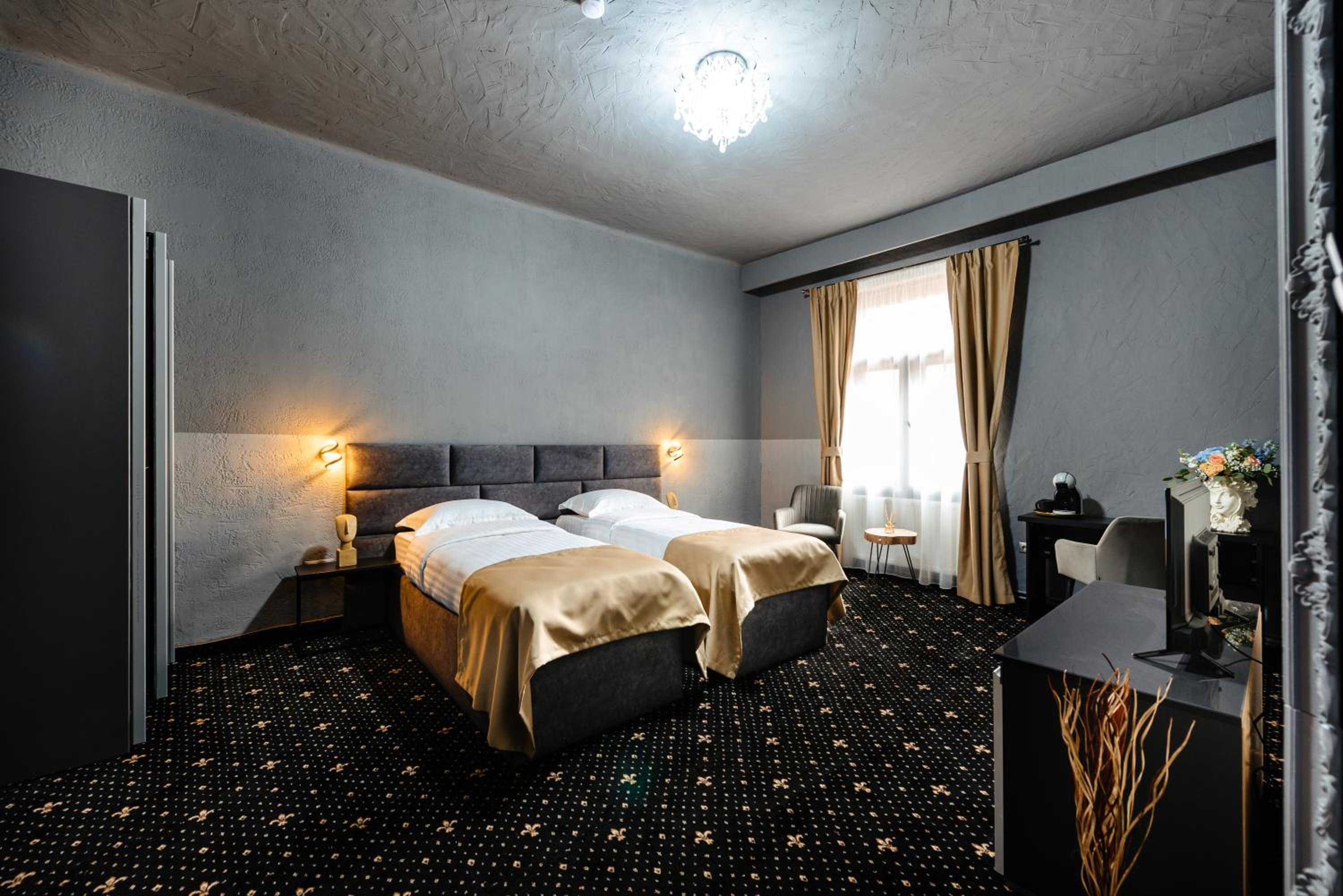 Superior Double Room - Photo 1