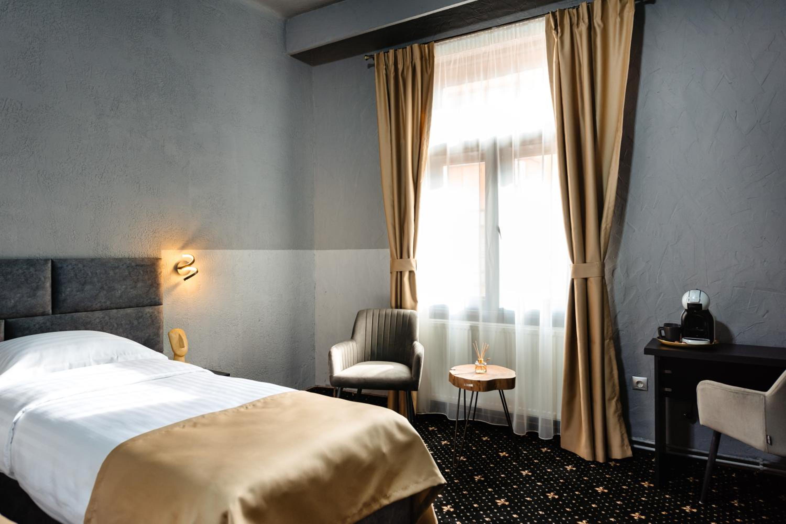 Superior Double Room - Photo 14