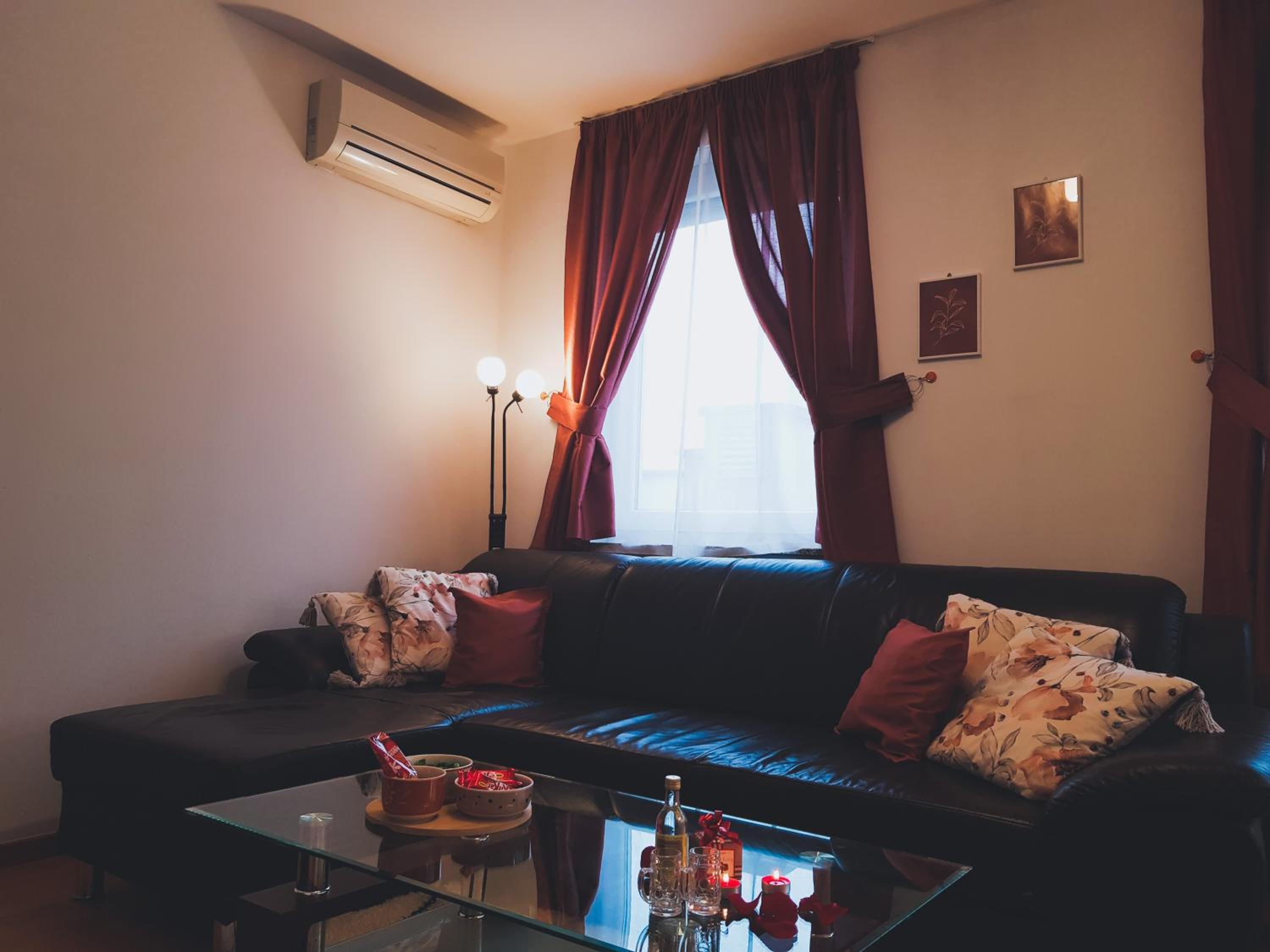 One Bedroom Apartment
