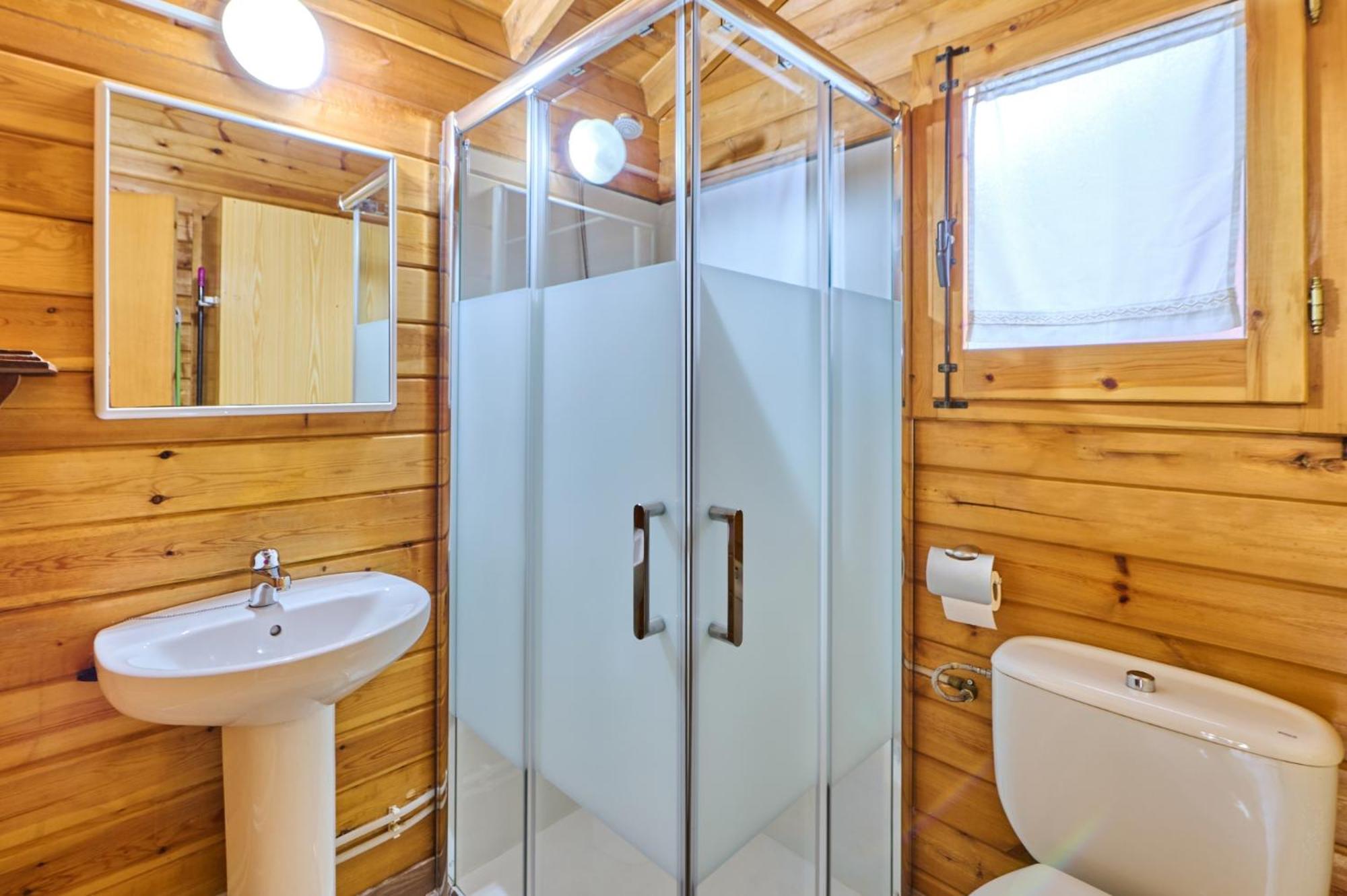One-Bedroom Bungalow photo 2