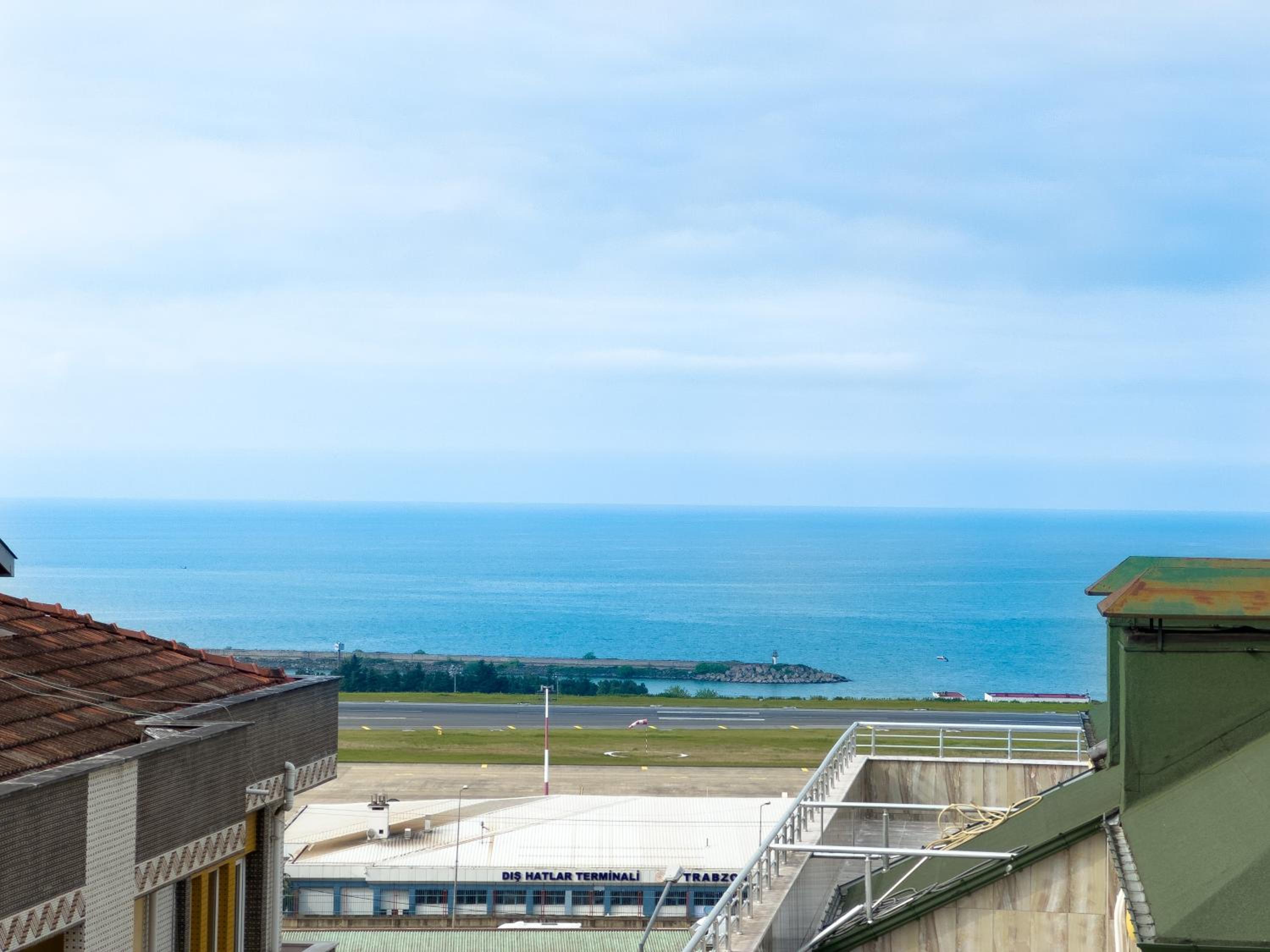2 Yatak Odalı Kısmi Deniz Manzaralı Executive Suit - Photo 10