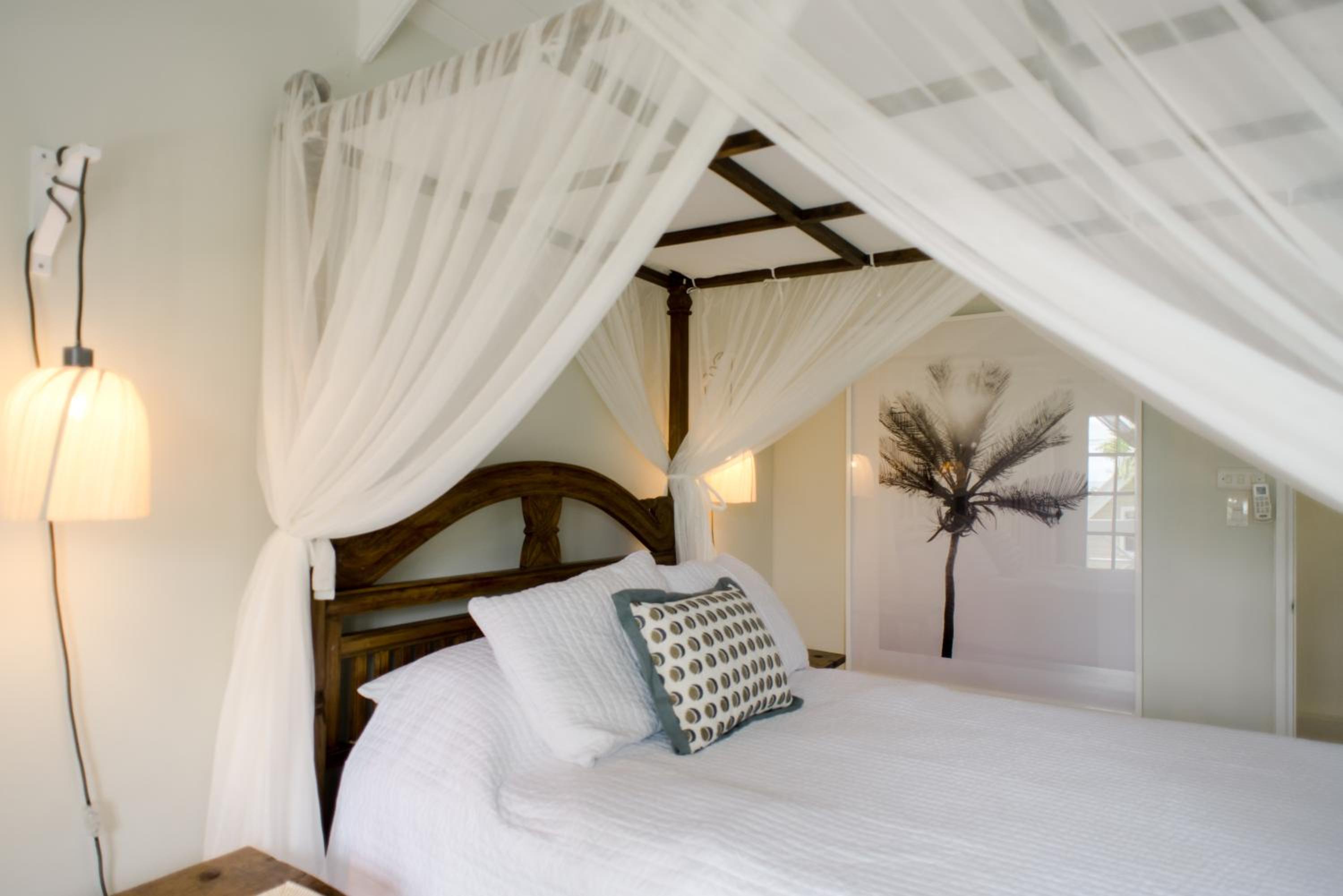 One-Bedroom Suite with Garden View