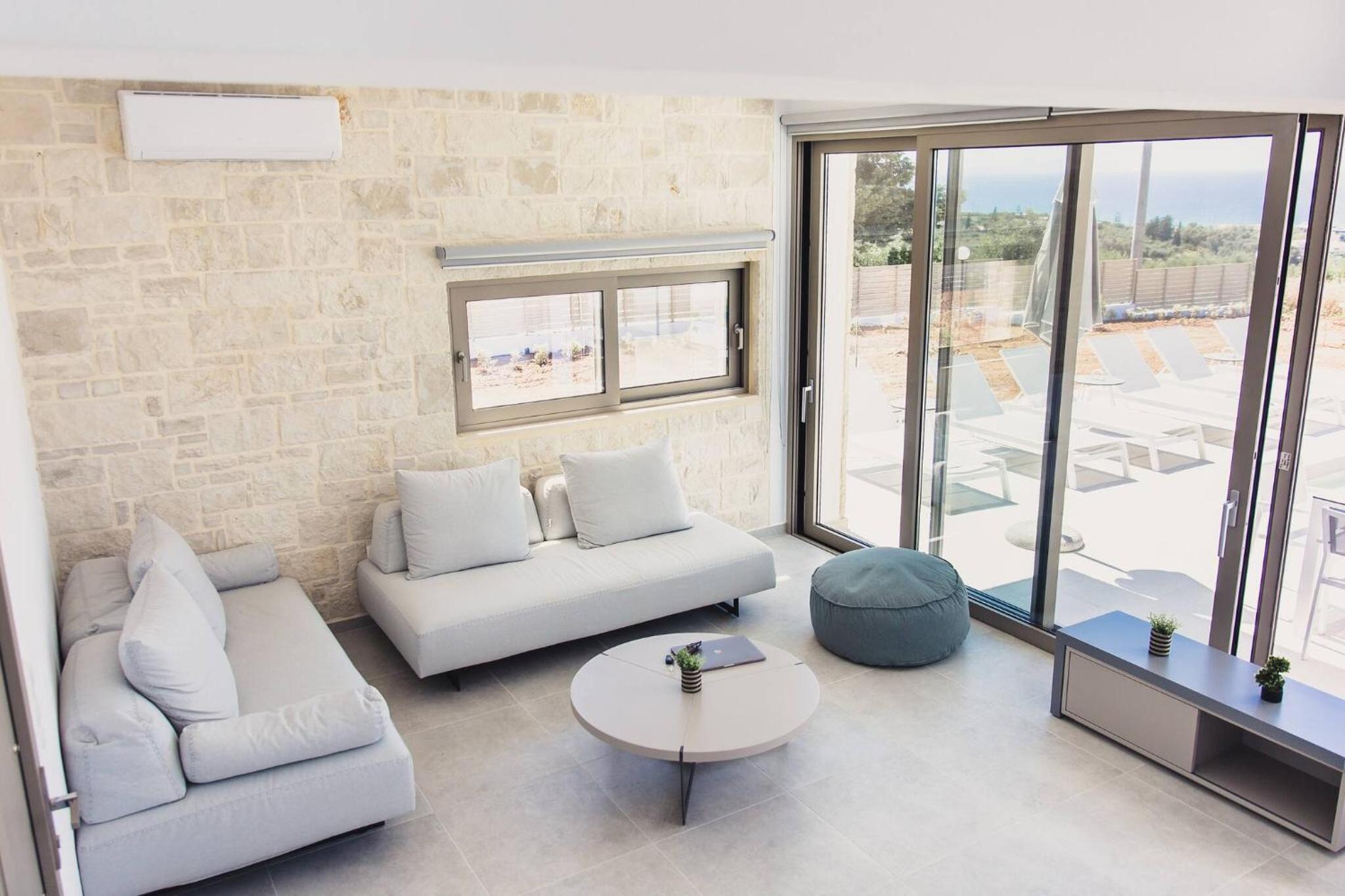 Villa photo 1