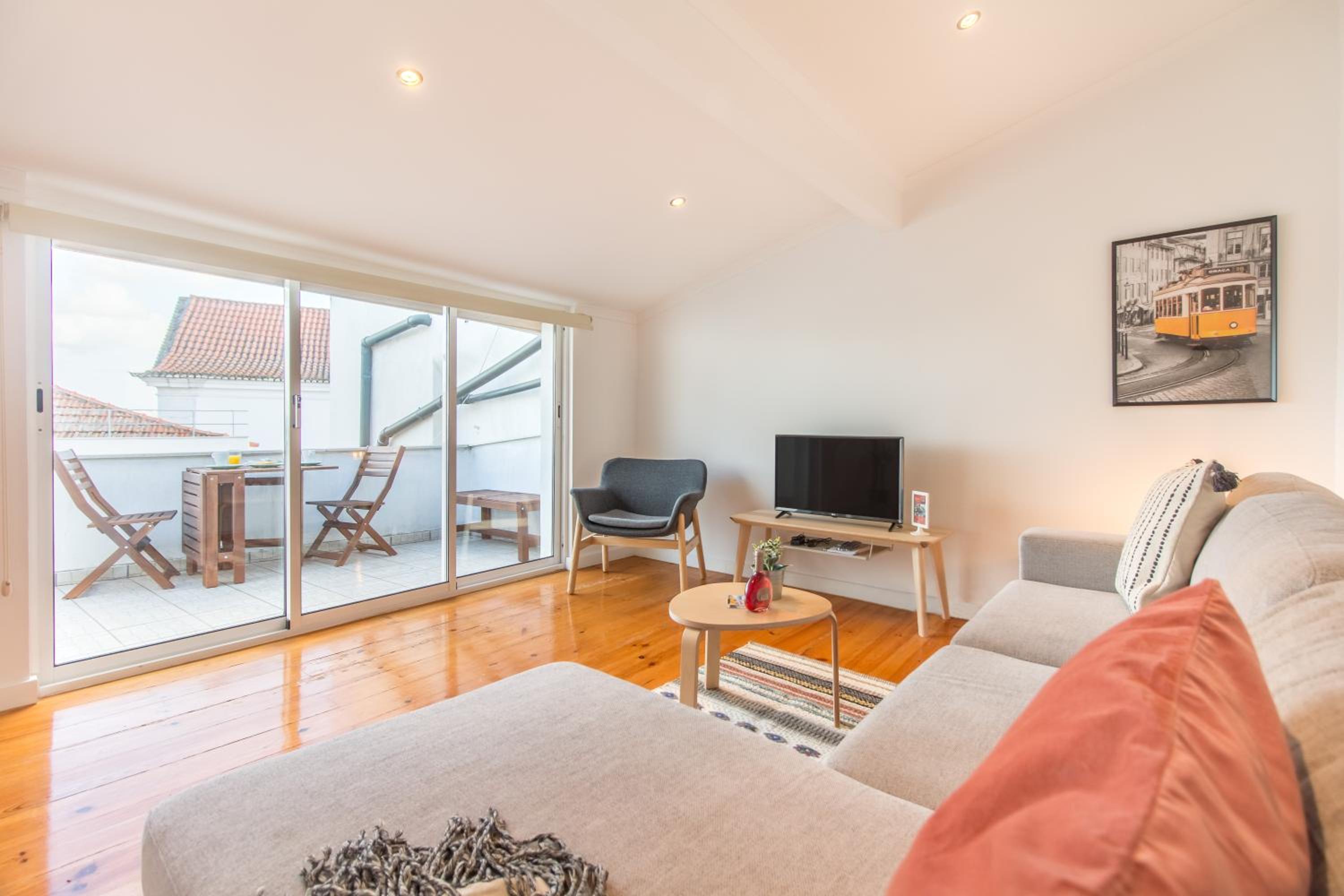 Apartment photo 3