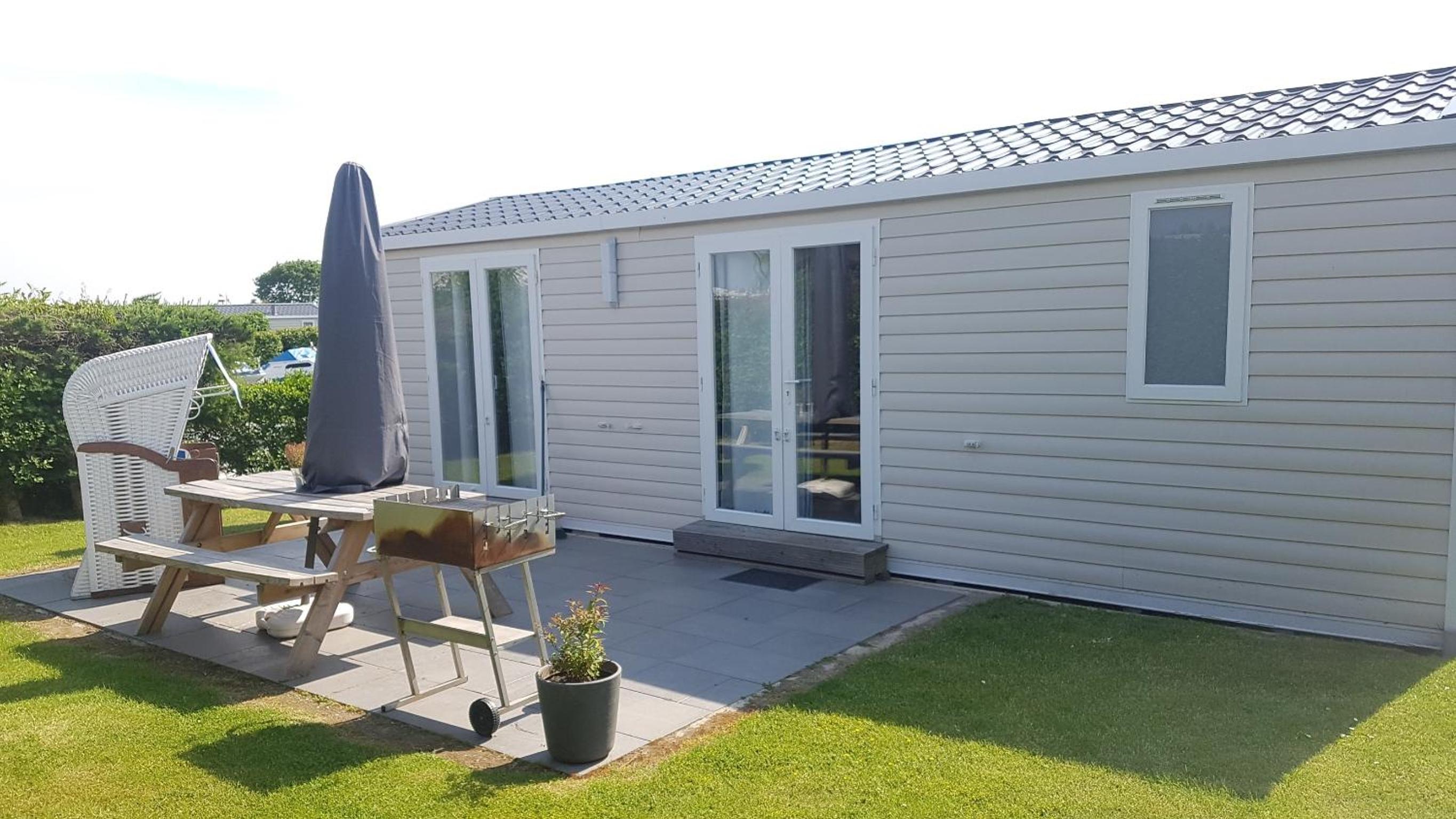 Mobile Home photo 2
