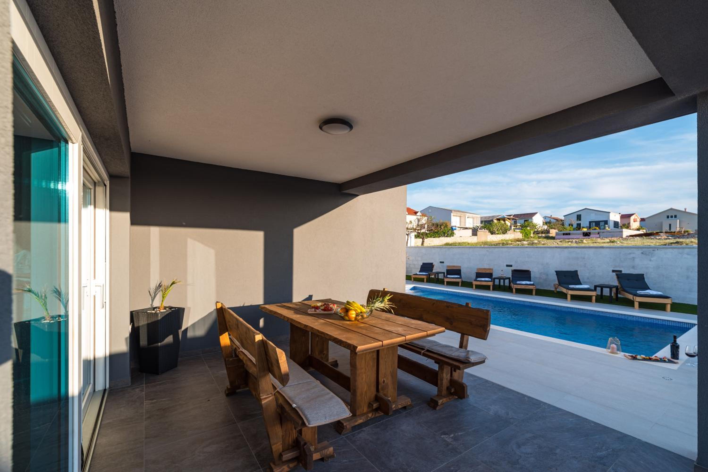 Three-Bedroom Villa photo 2