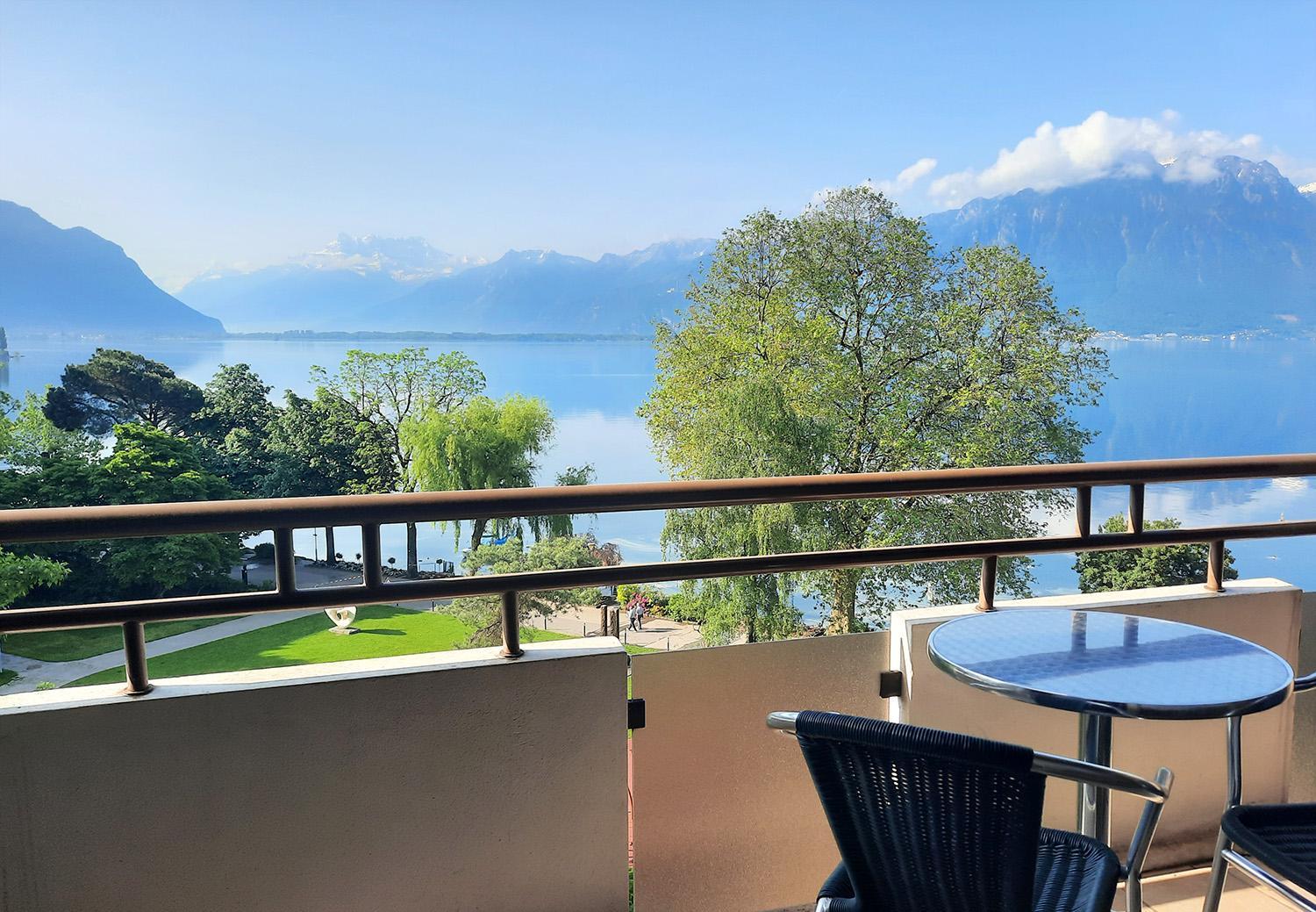 Deluxe Double Room with Balcony - Park and Lake or Lake View - Photo 10