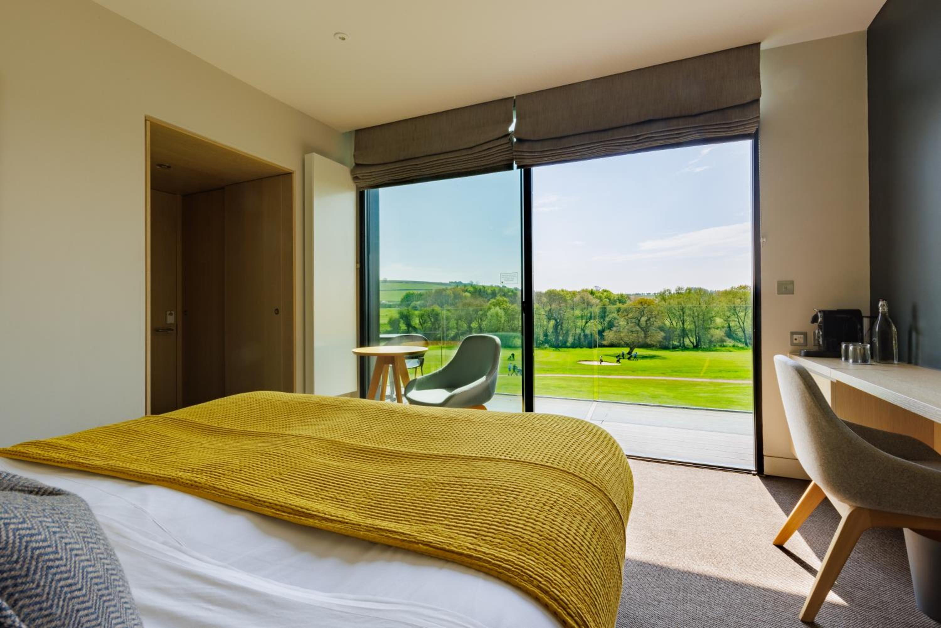 Superior Room with Balcony  - Photo 3