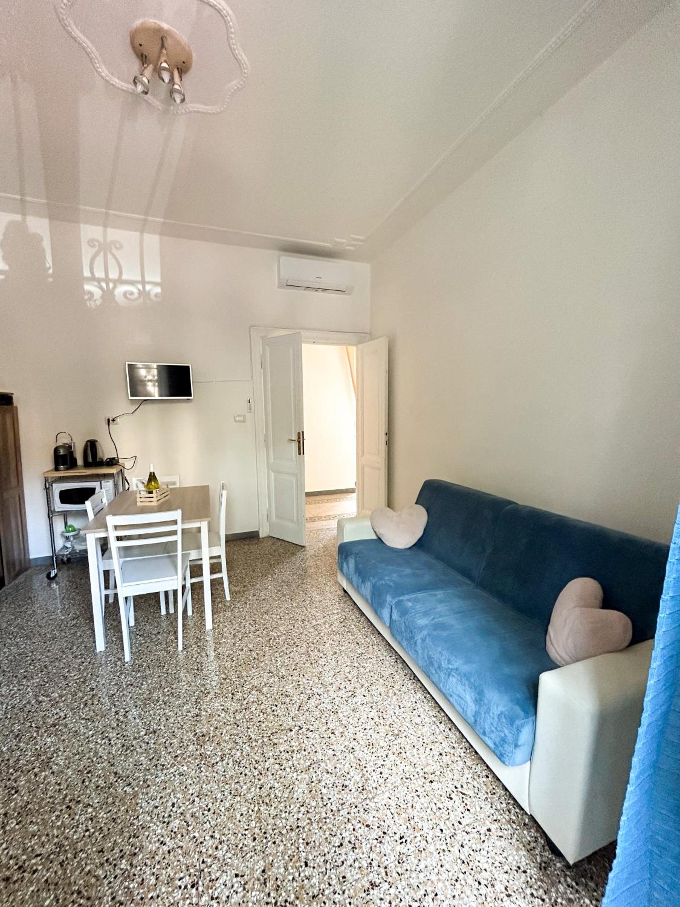 Two-Bedroom House photo 2