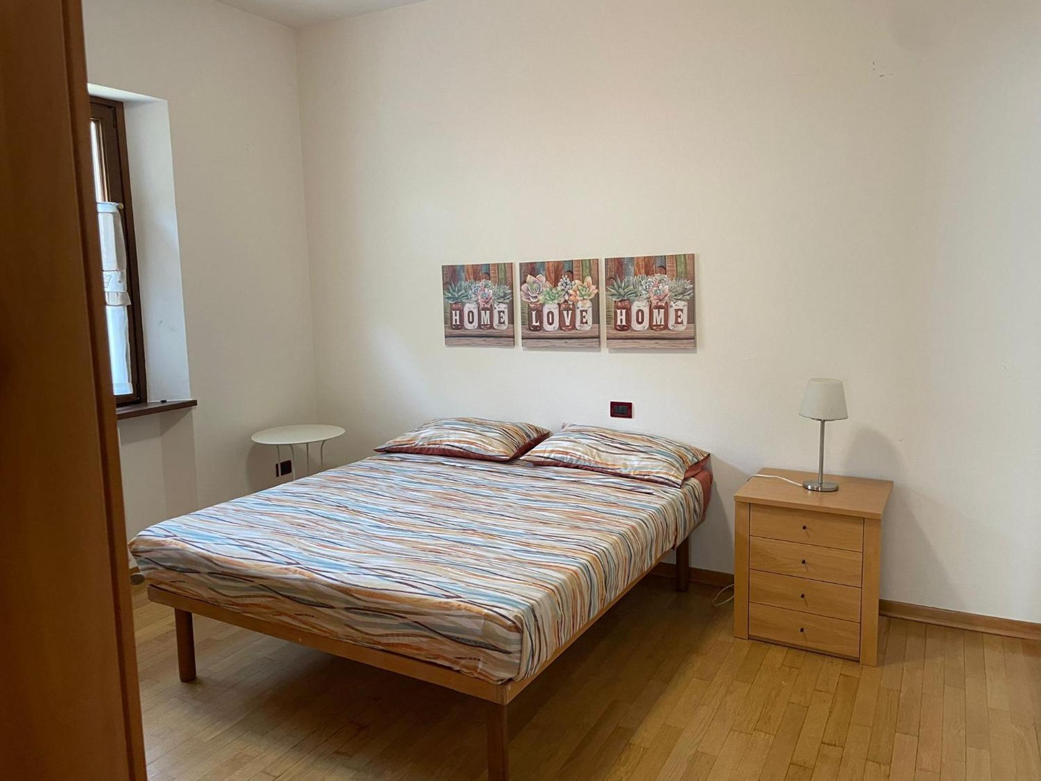 One-Bedroom House photo 1