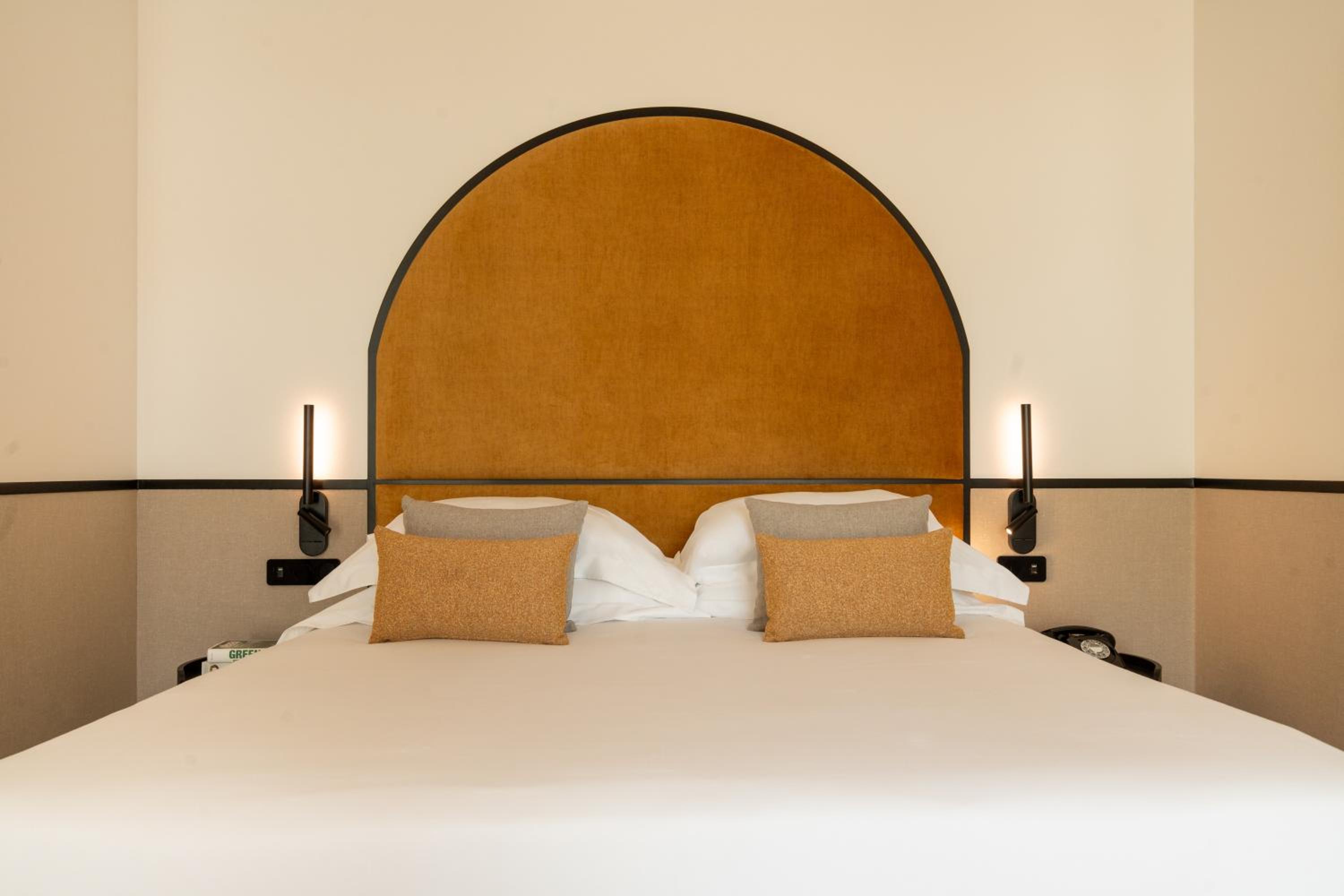 Suite - Photo 4